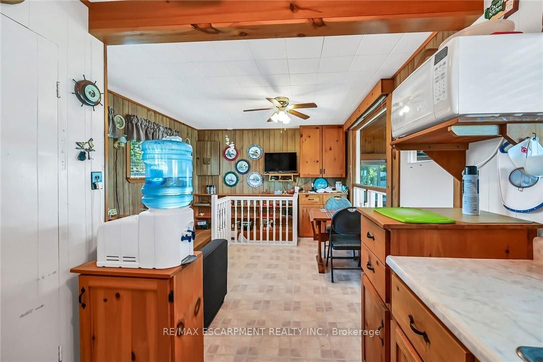 86 Lakeshore Road Property Photo 14