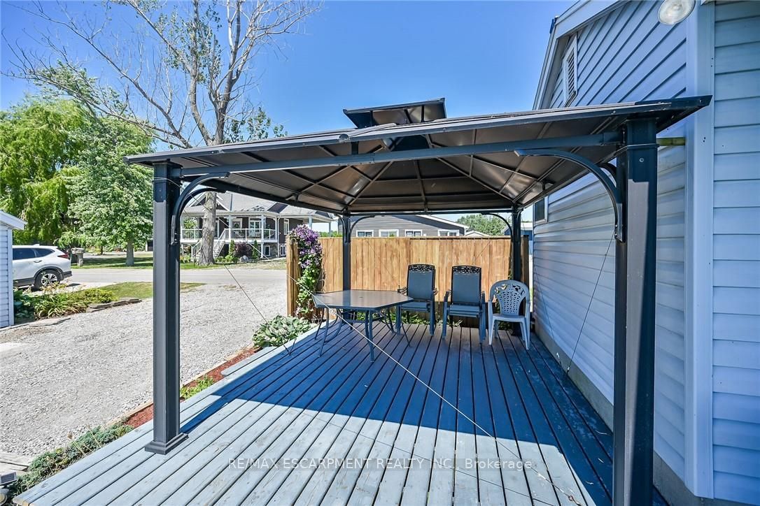 86 Lakeshore Road Property Photo 22