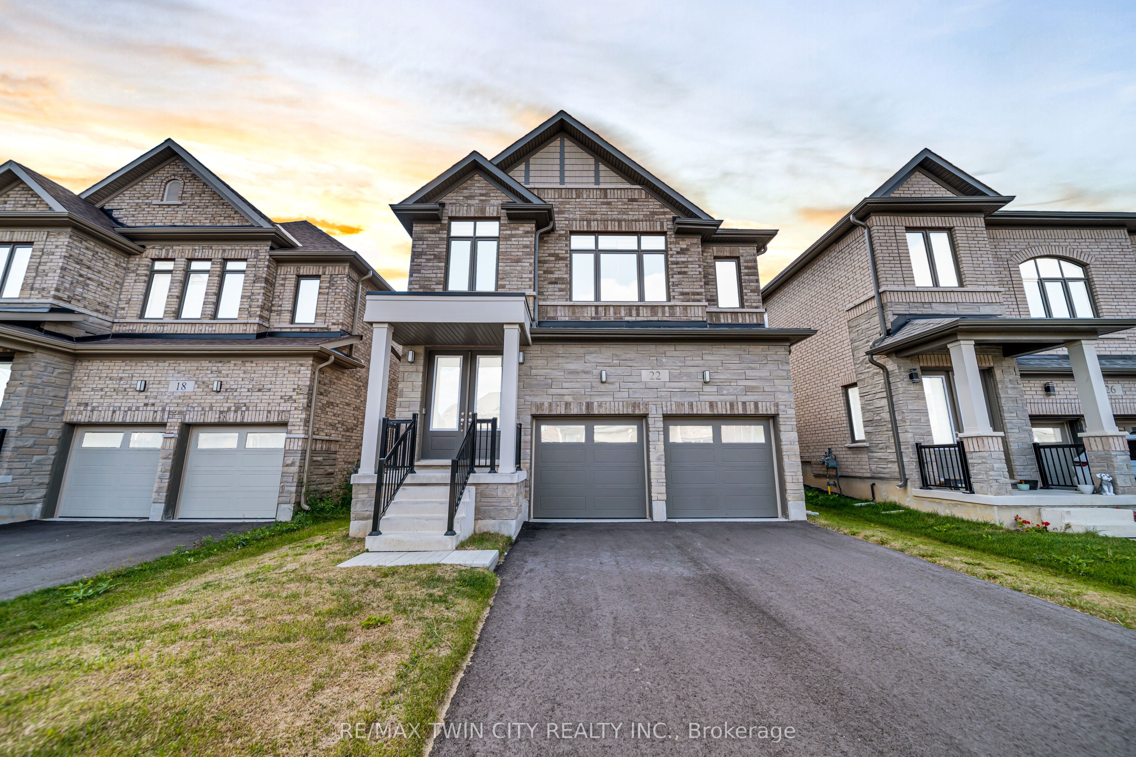 22 Prince Philip Boulevard Property Photo 2