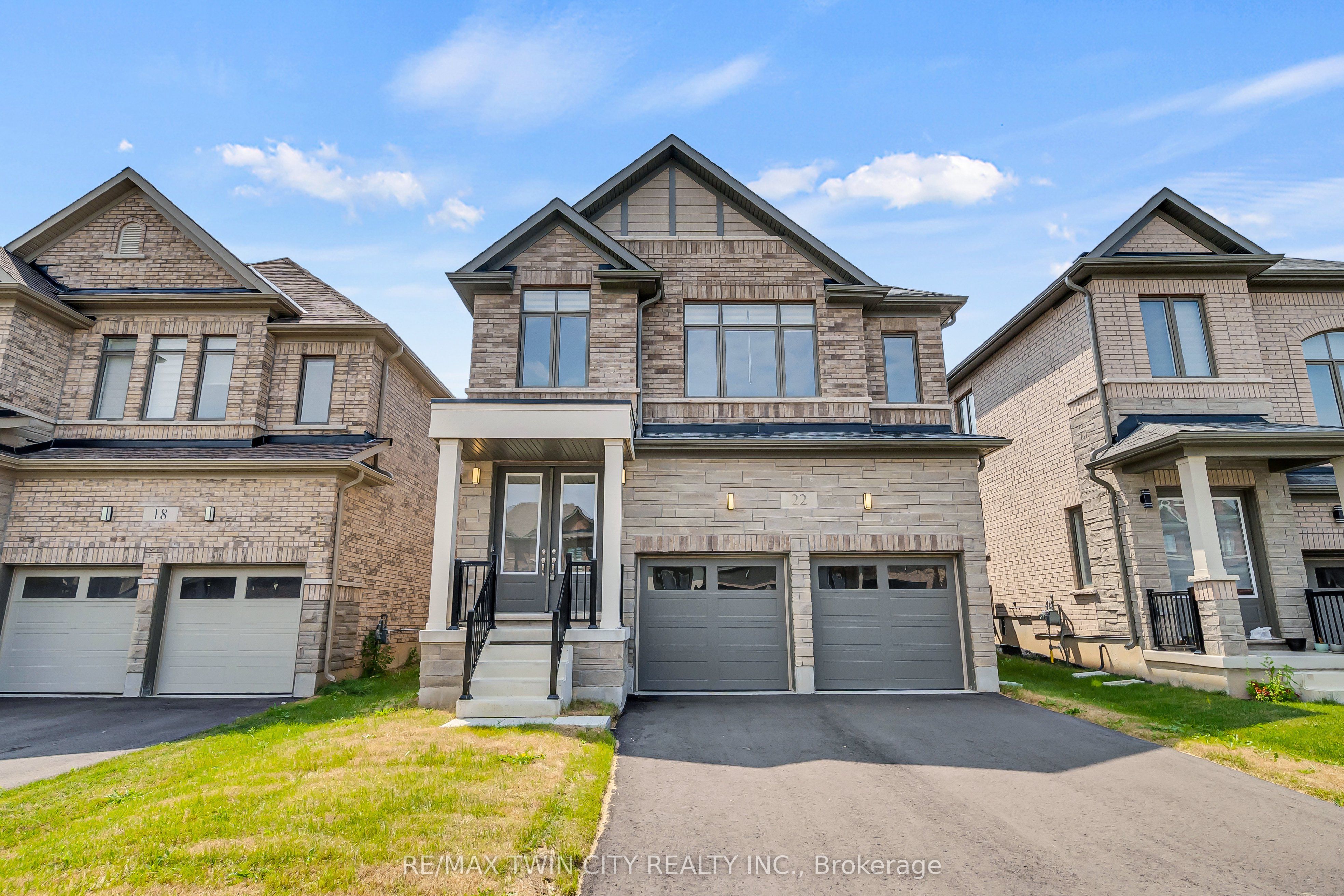 22 Prince Philip Boulevard Property Photo 3