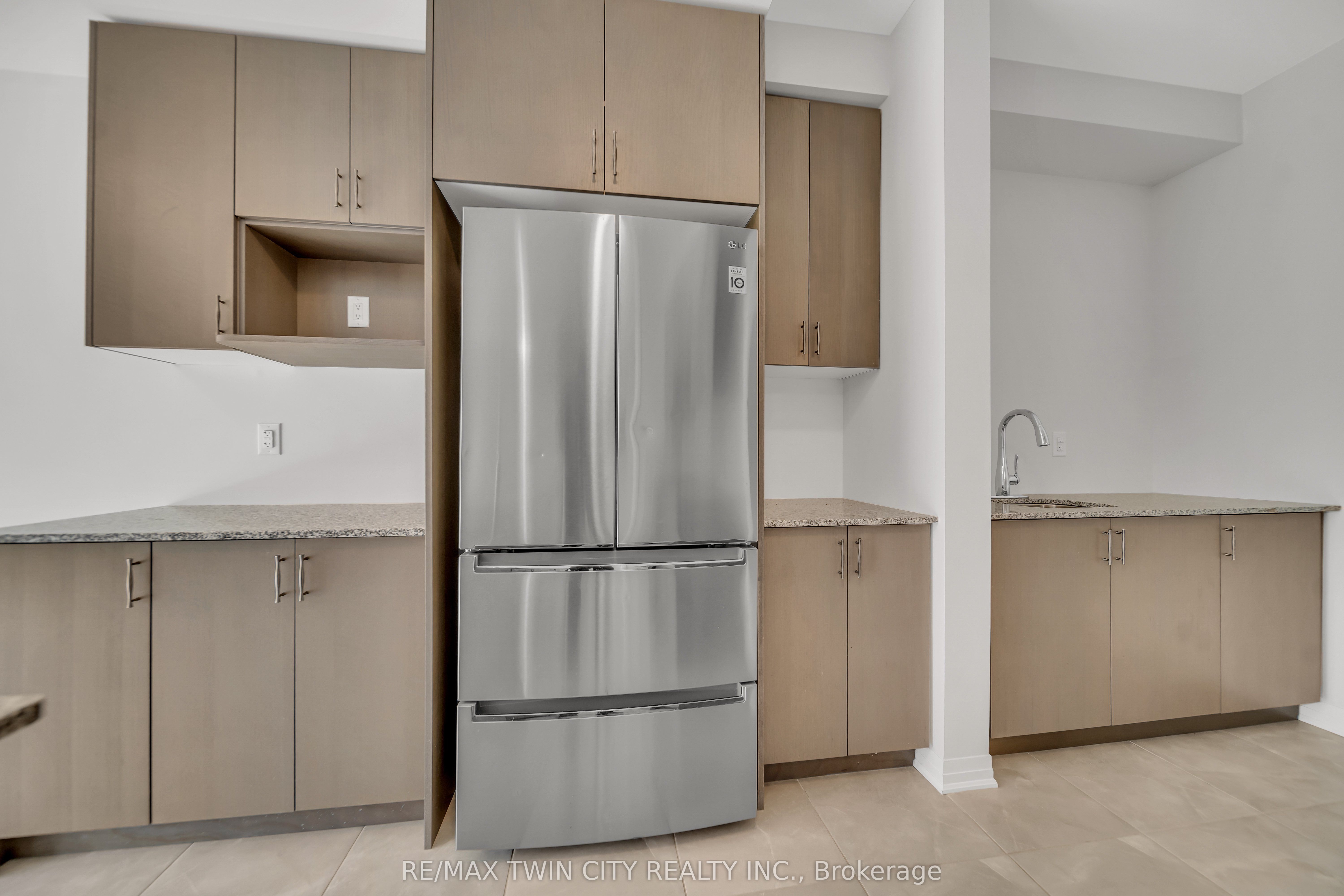 22 Prince Philip Boulevard Property Photo 16