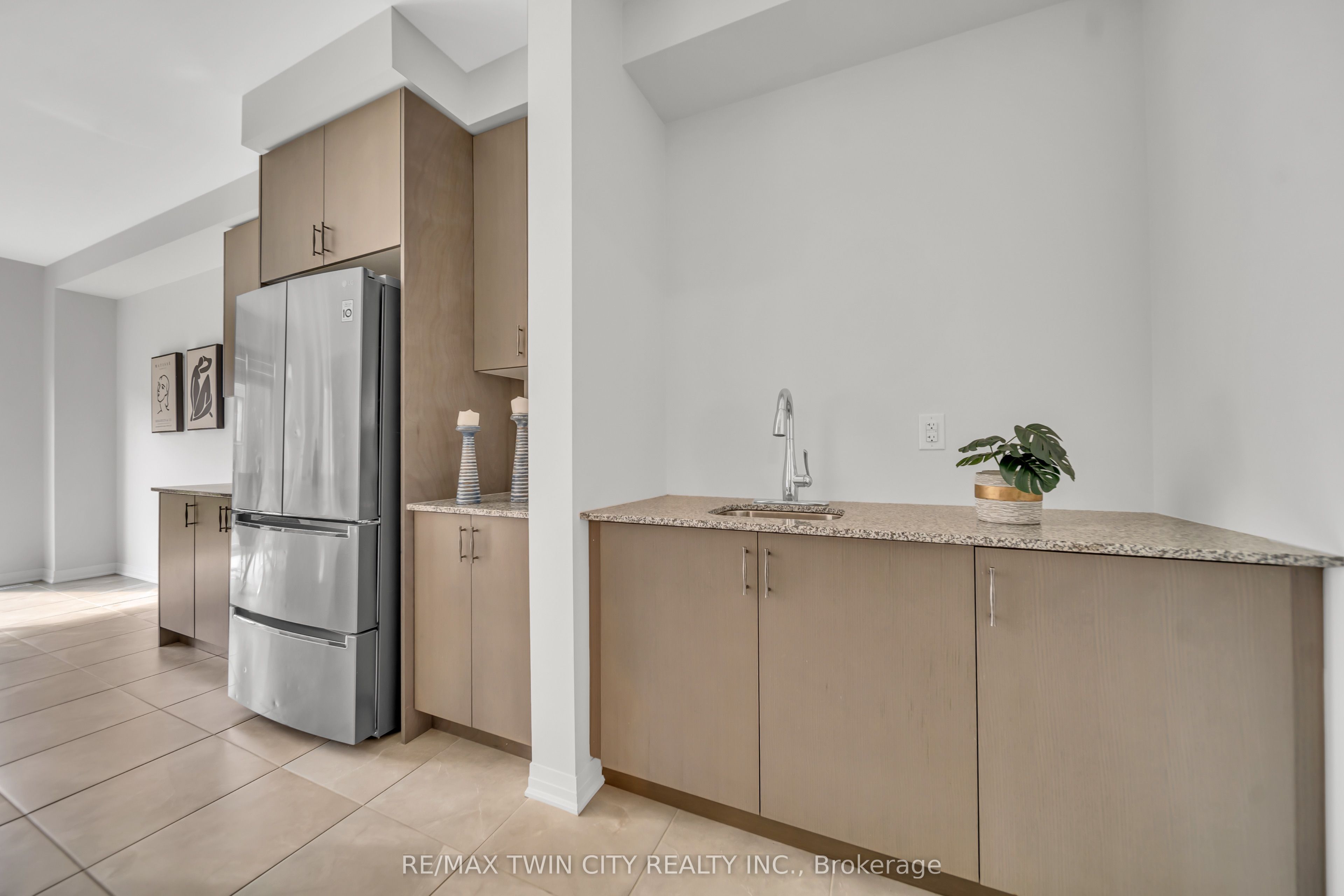 22 Prince Philip Boulevard Property Photo 17