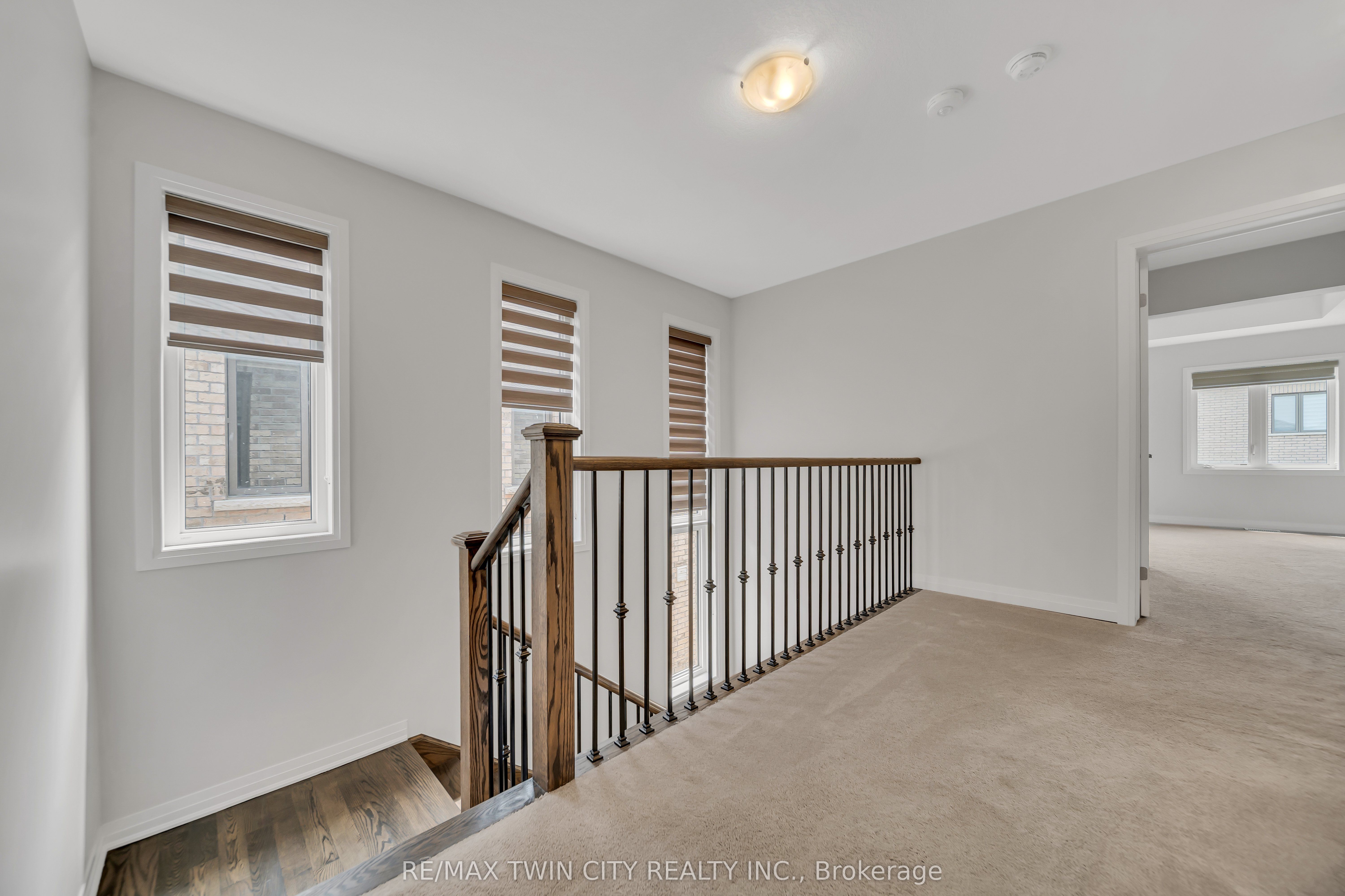 22 Prince Philip Boulevard Property Photo 23