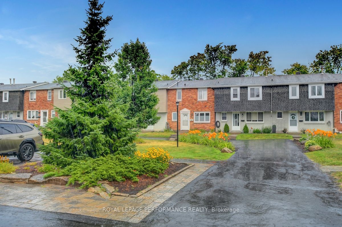 550 Straby Avenue 22 Property Photo 1