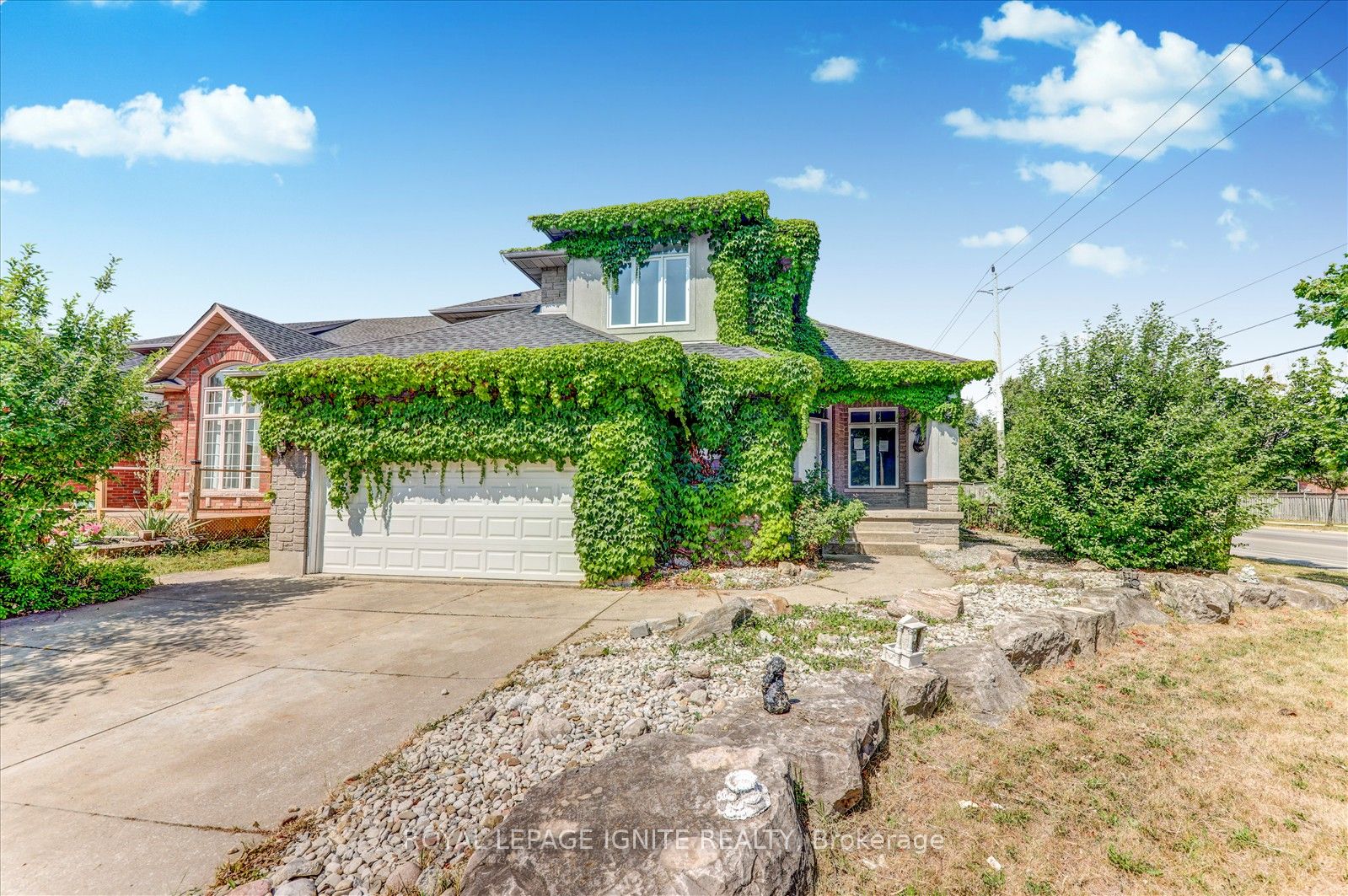79 Gatestone Drive Property Photo 1