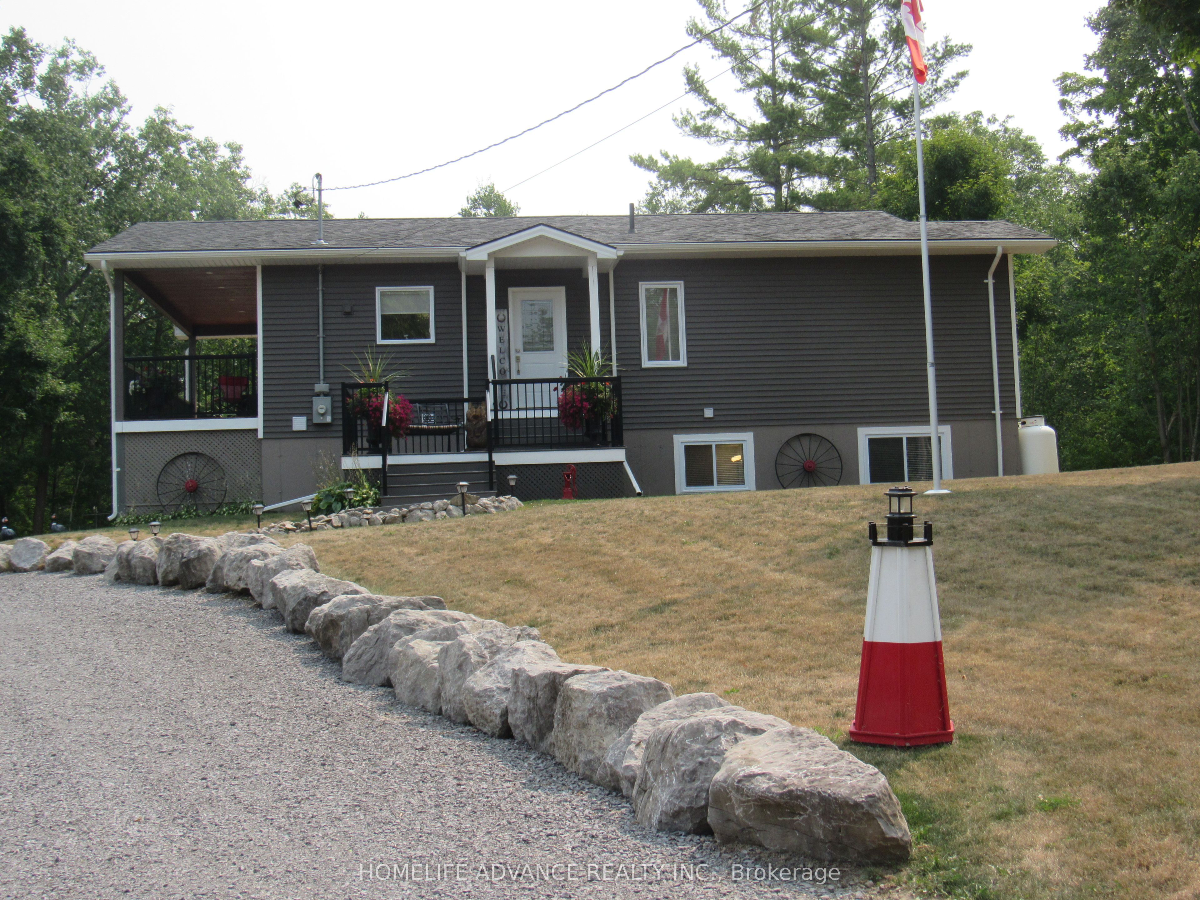 2995 12th Line E Property Photo 1
