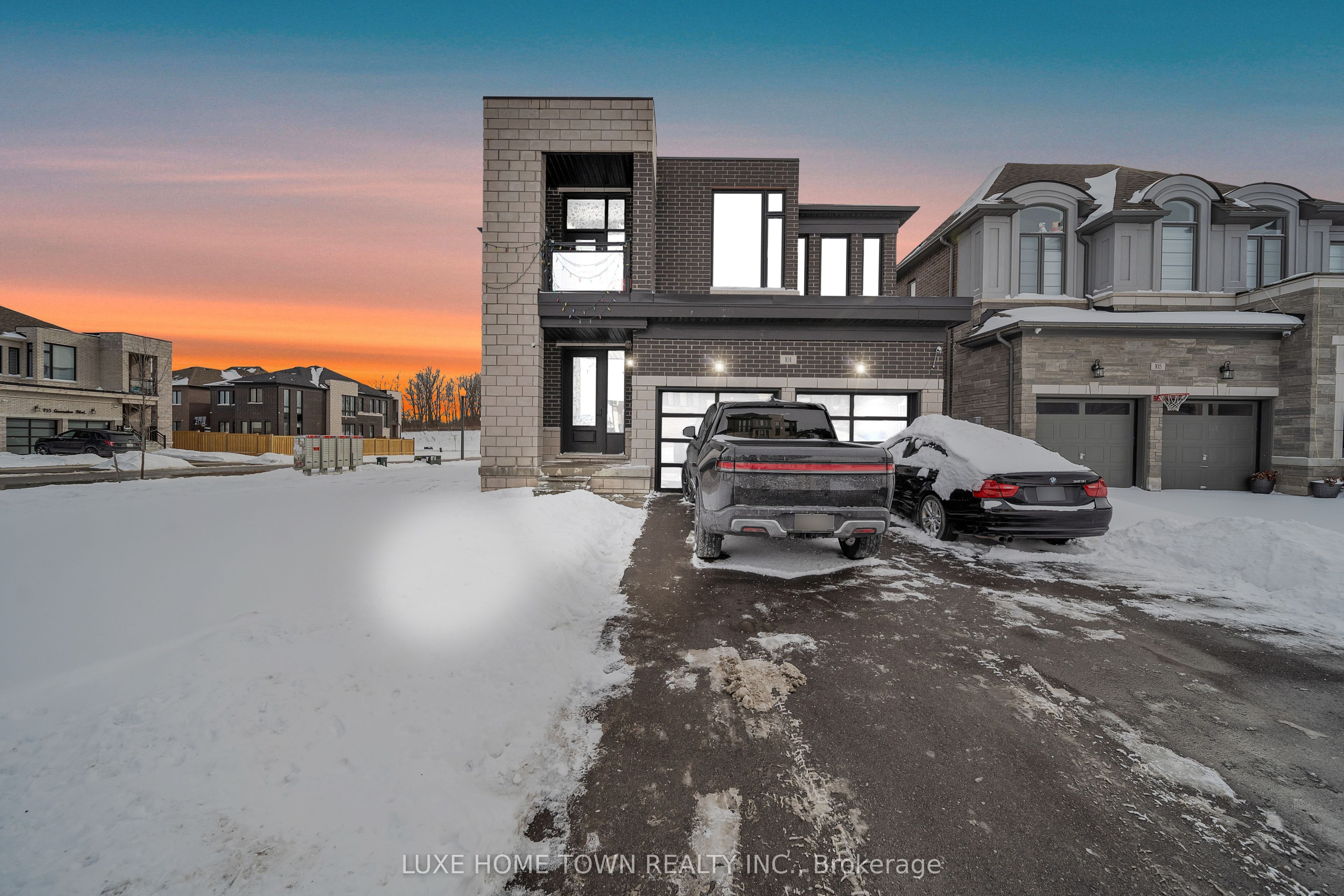 101 Prince Charles Cres Property Photo 1