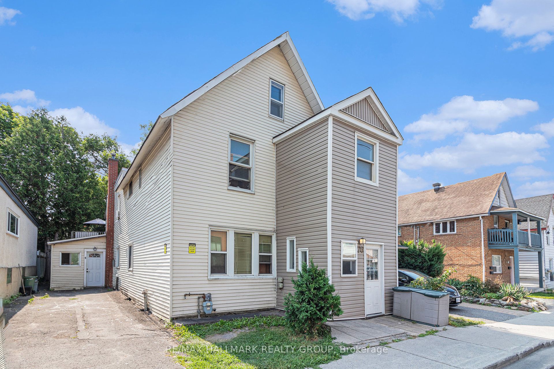 76 Barrette St Property Photo 1