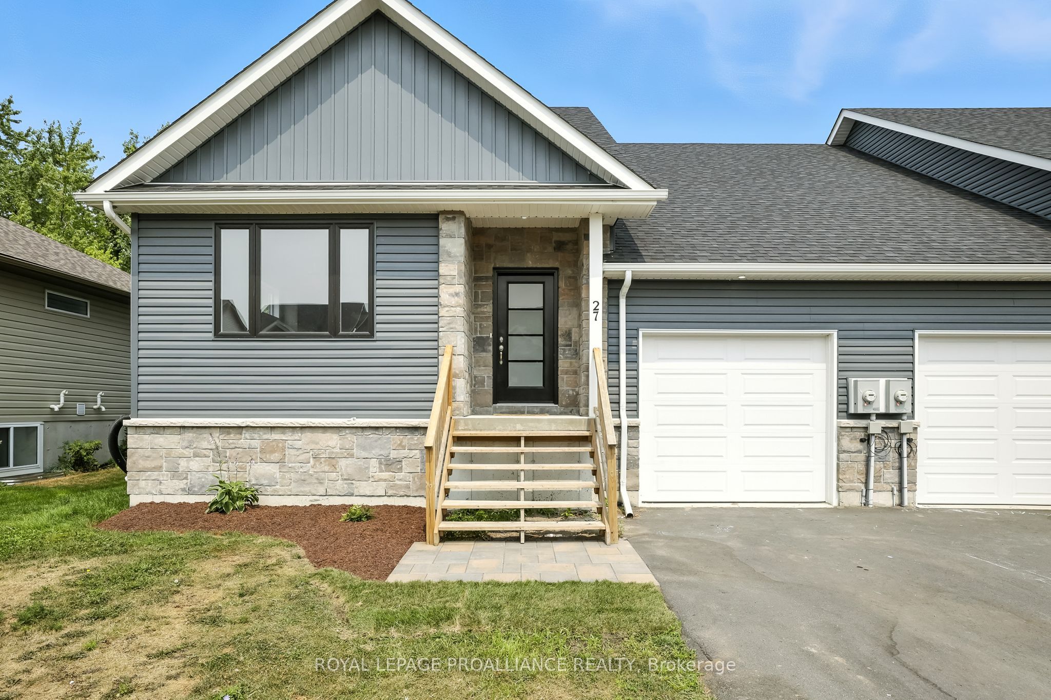 27 Rabbit Road Property Photo 1