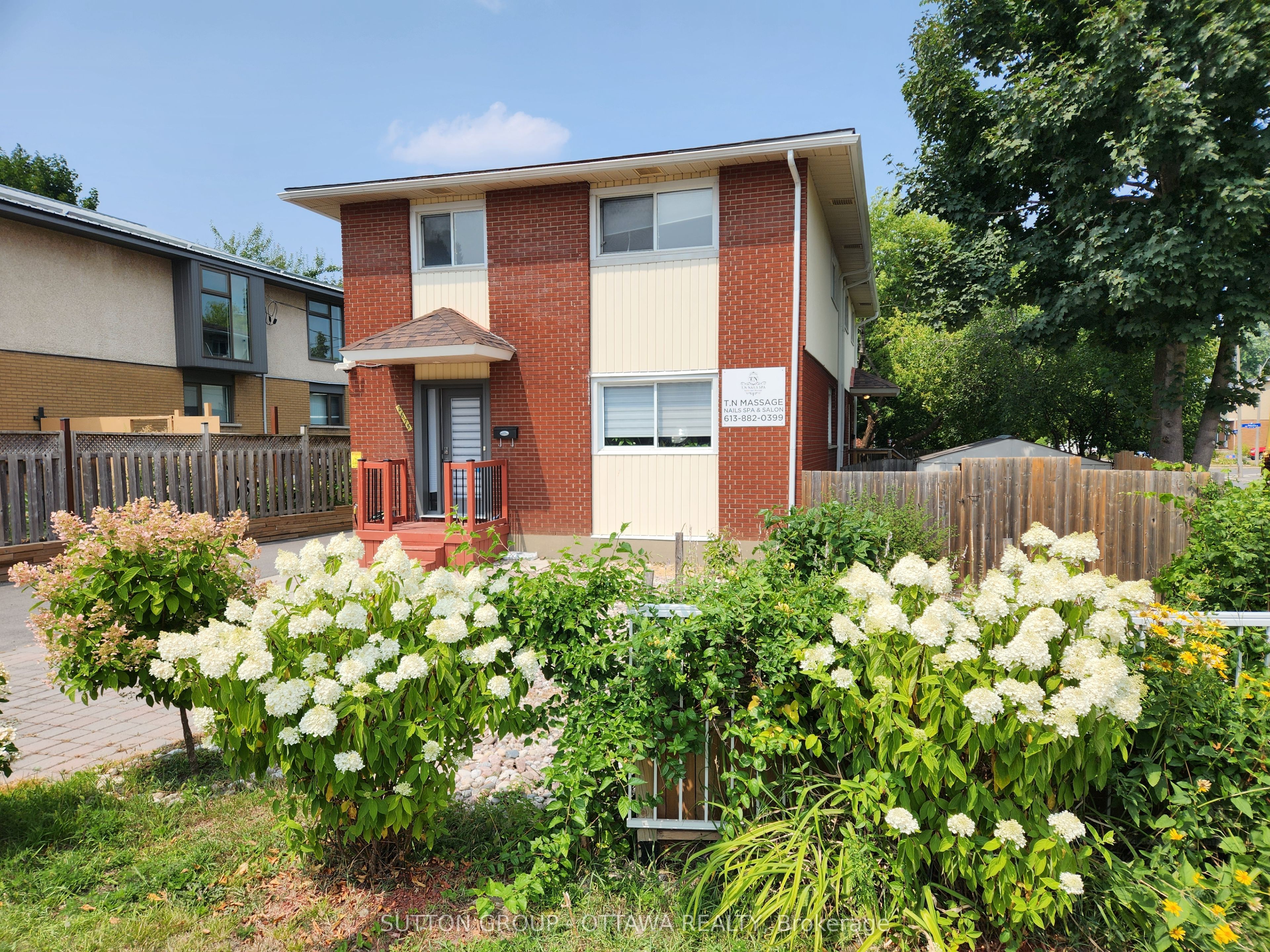 2675 Marie St Property Photo 1