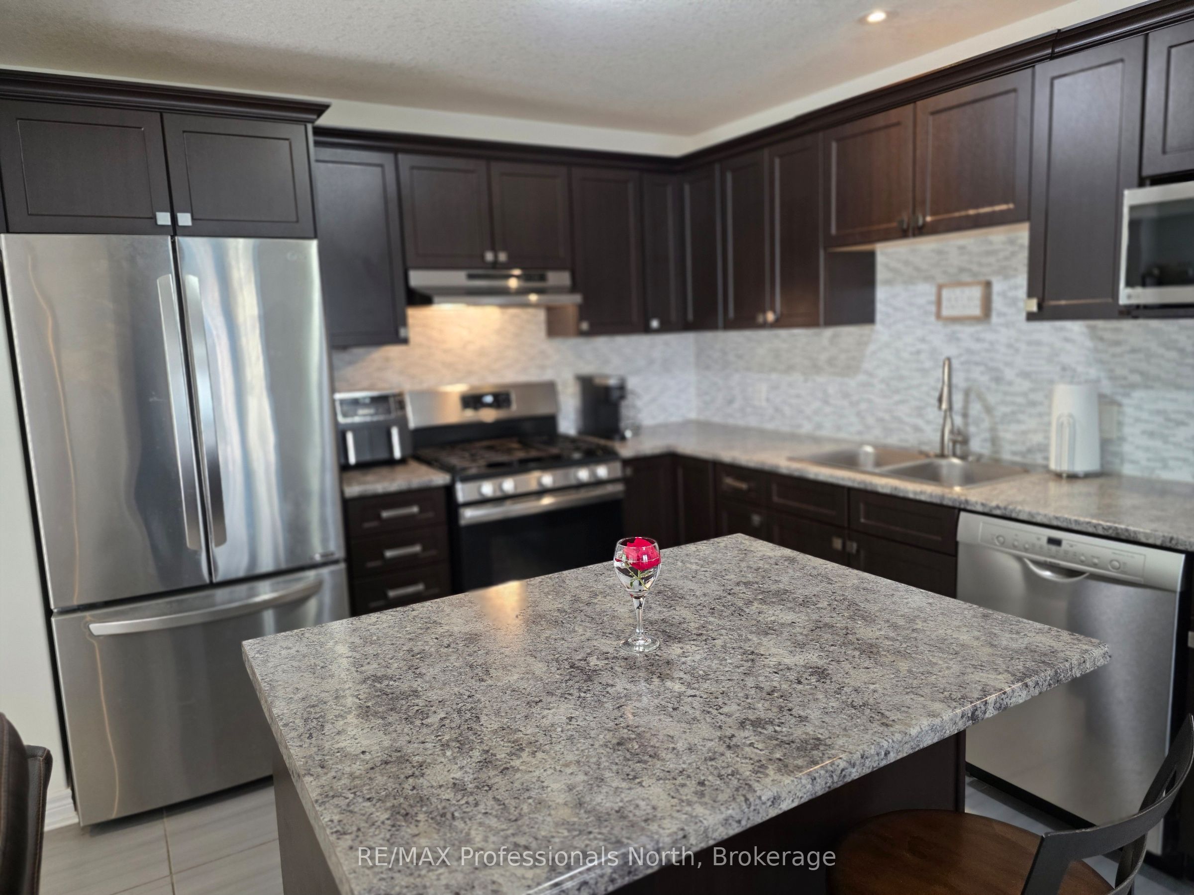 8 Spalding Crescent Property Photo 8