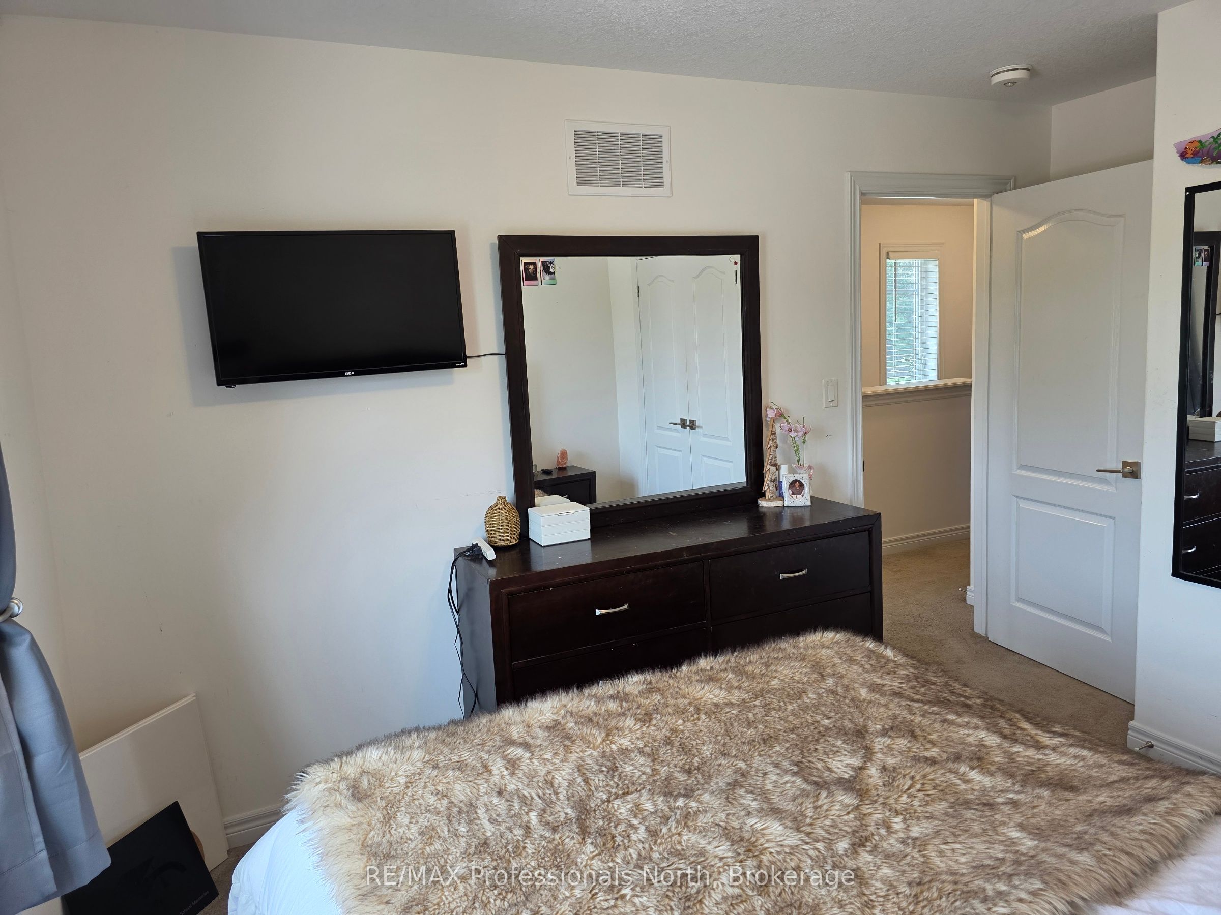 8 Spalding Crescent Property Photo 20