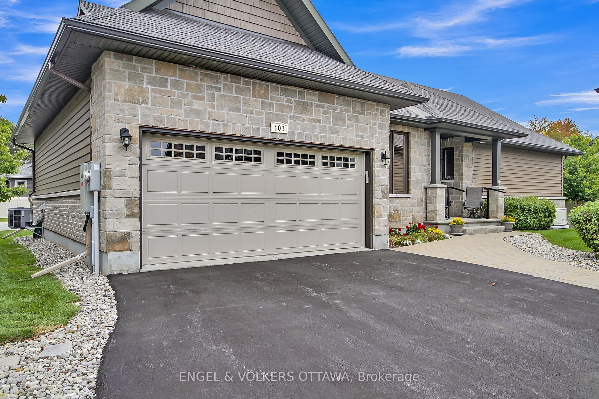 103 Magnolia Way Property Photo 1