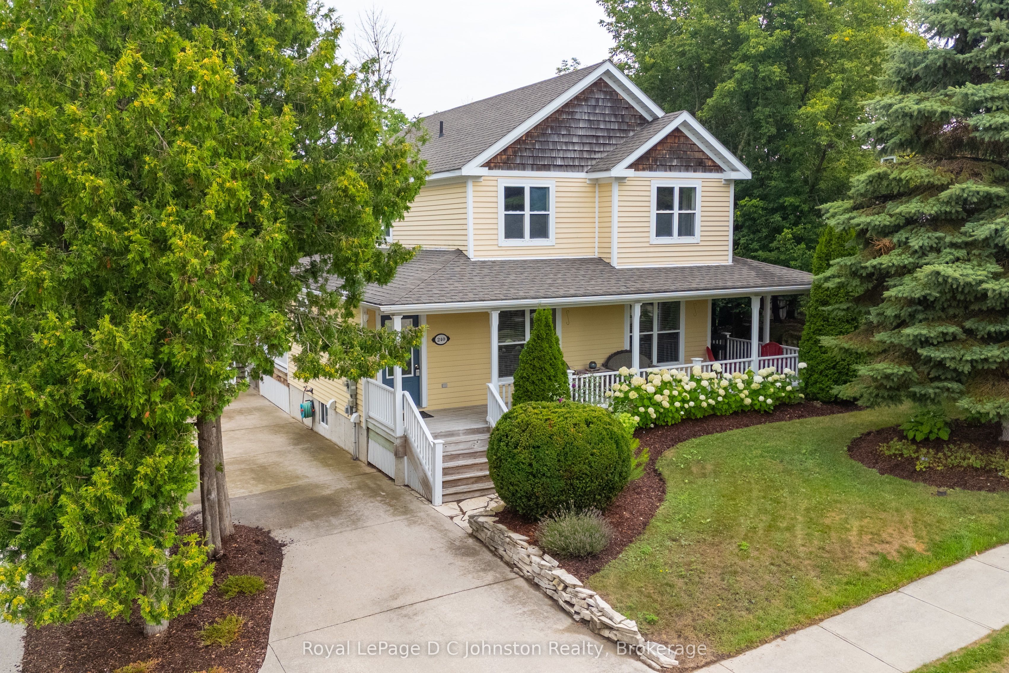 240 Summerhill Rd Property Photo 1