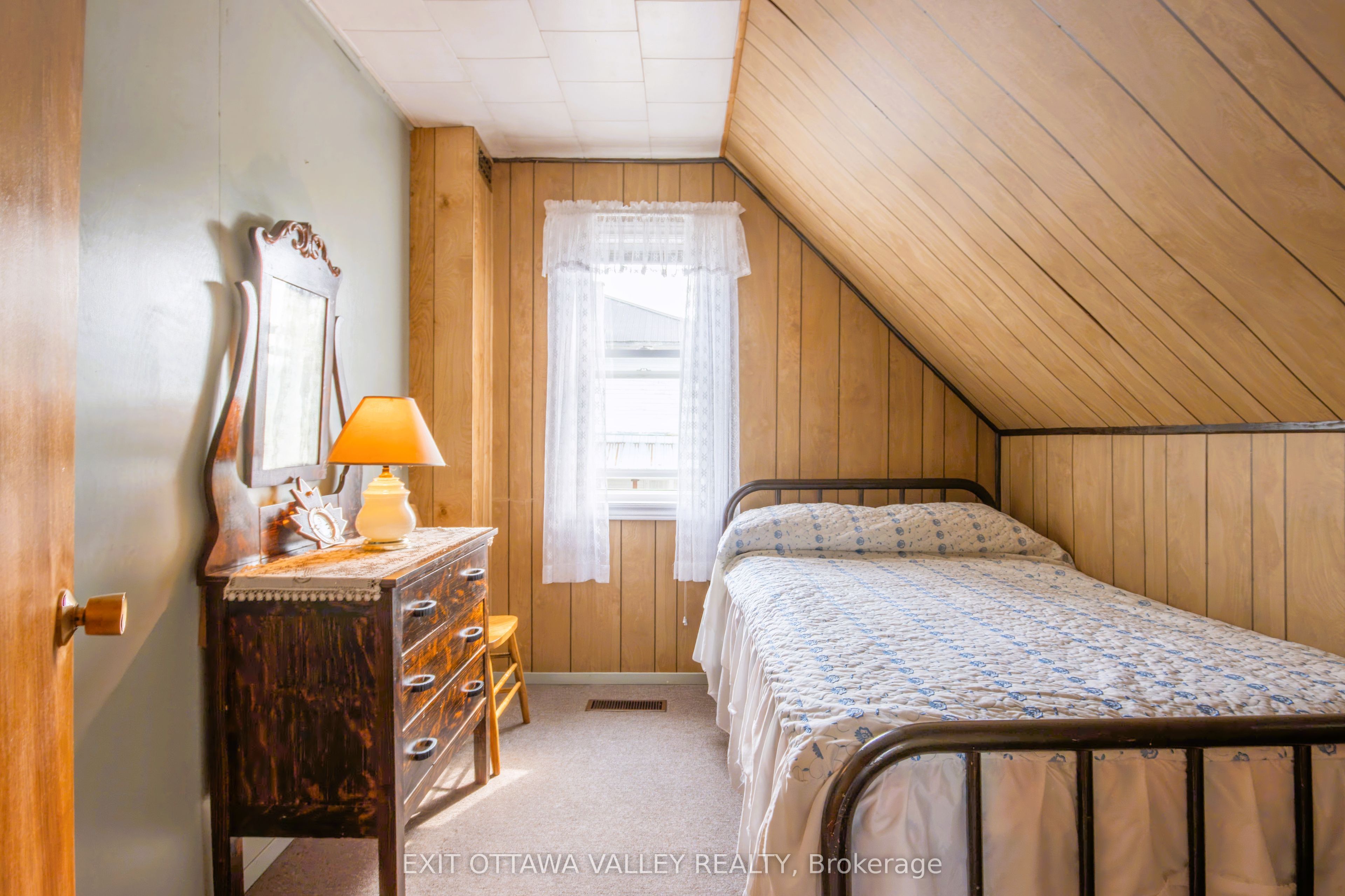 53 Burchat Street Property Photo 29