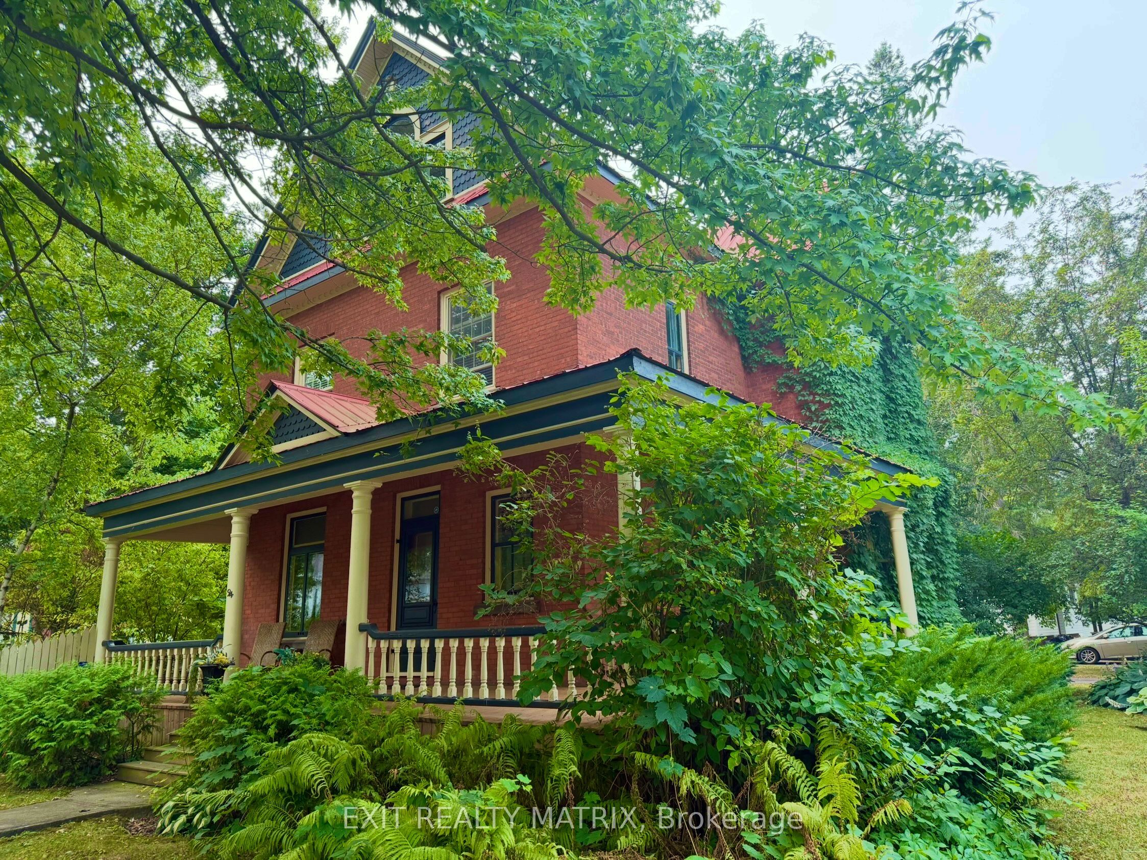 94 King Street Property Photo 1