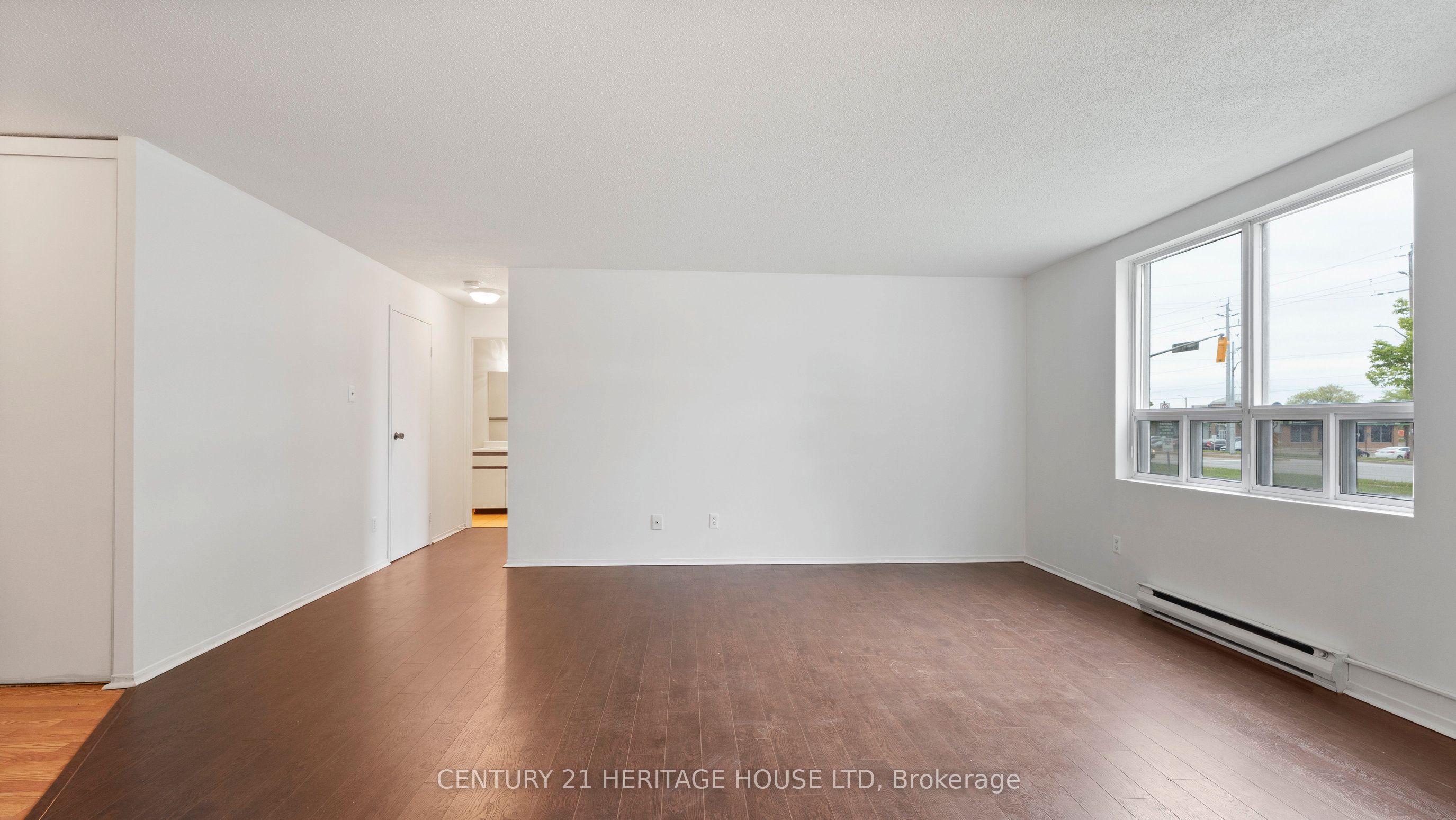 421 Fairview Drive 101 Property Photo 3