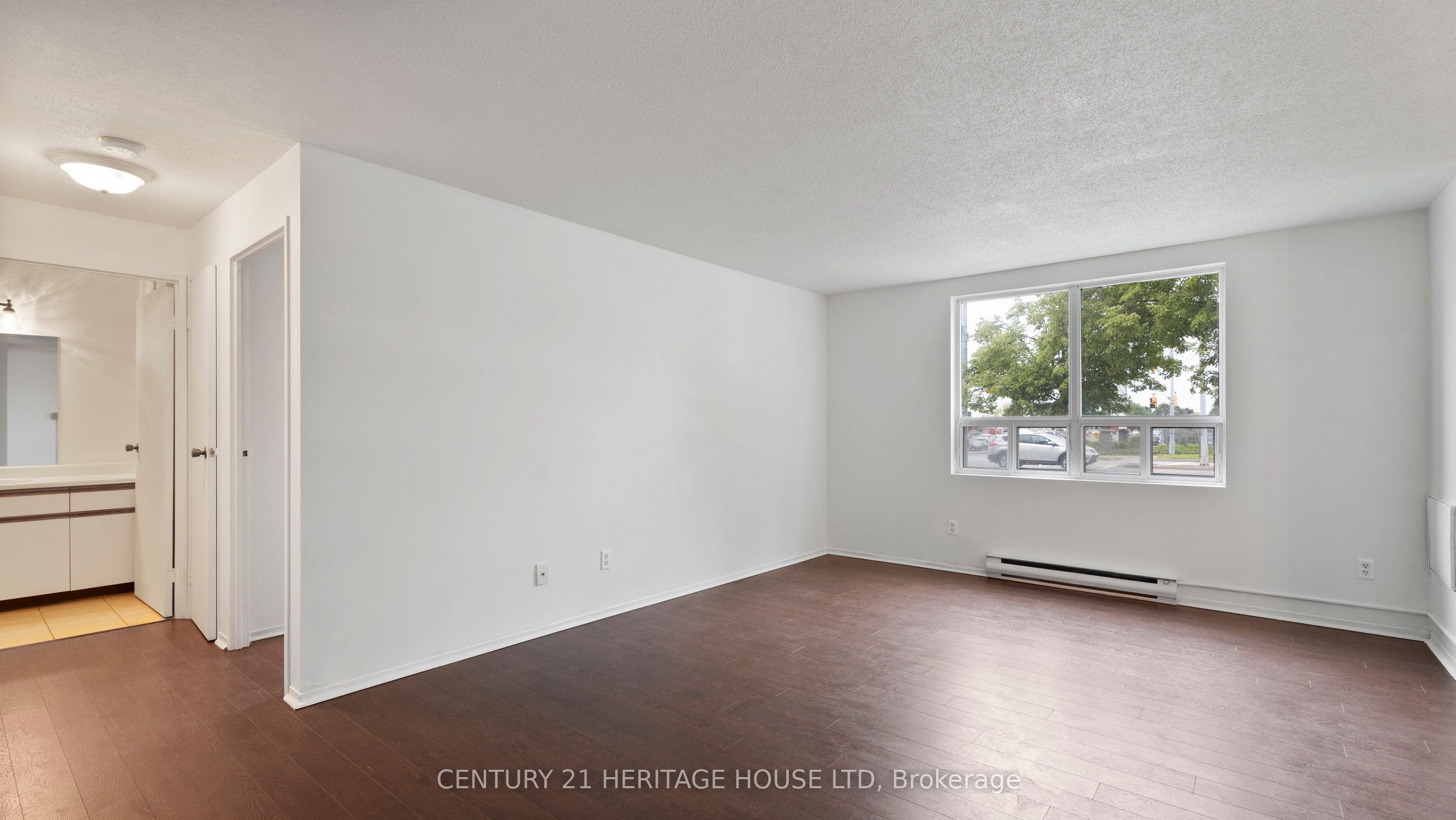 421 Fairview Drive 101 Property Photo 8