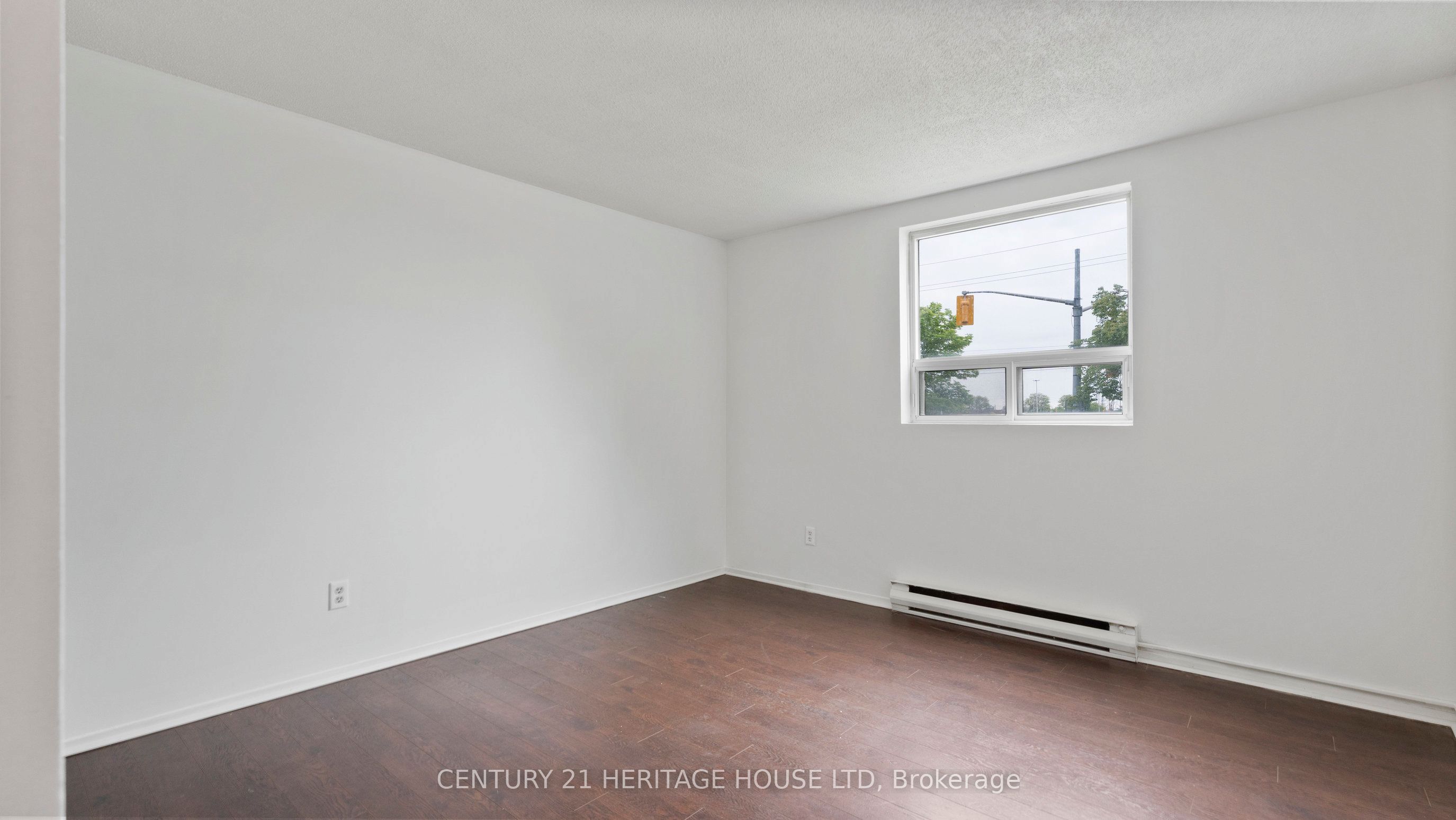 421 Fairview Drive 101 Property Photo 9