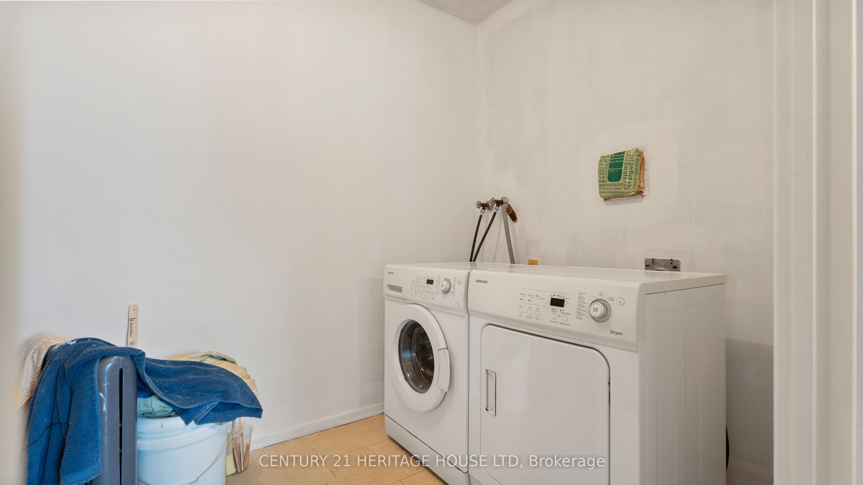 421 Fairview Drive 101 Property Photo 14