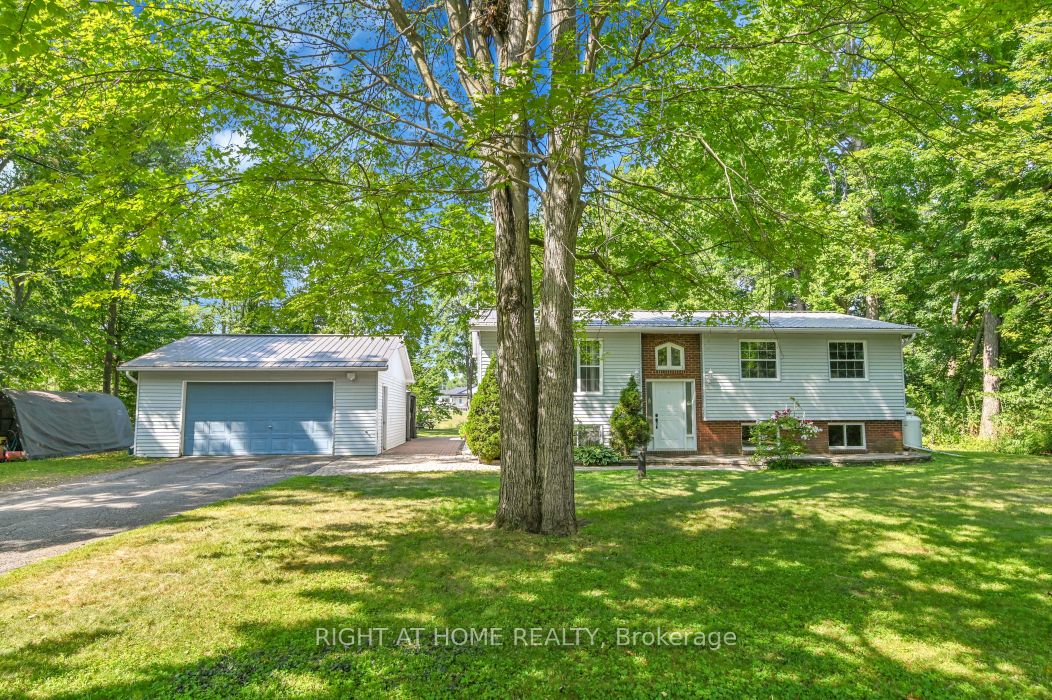 1696 Christina Crescent