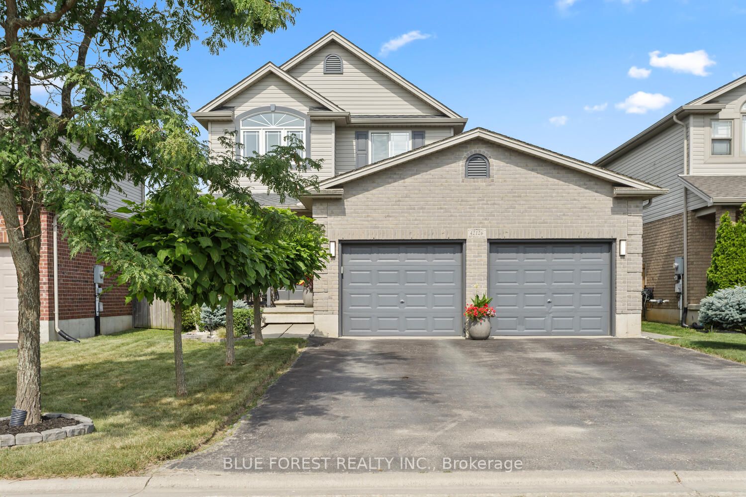 42126 Mcbain Line Property Photo 1
