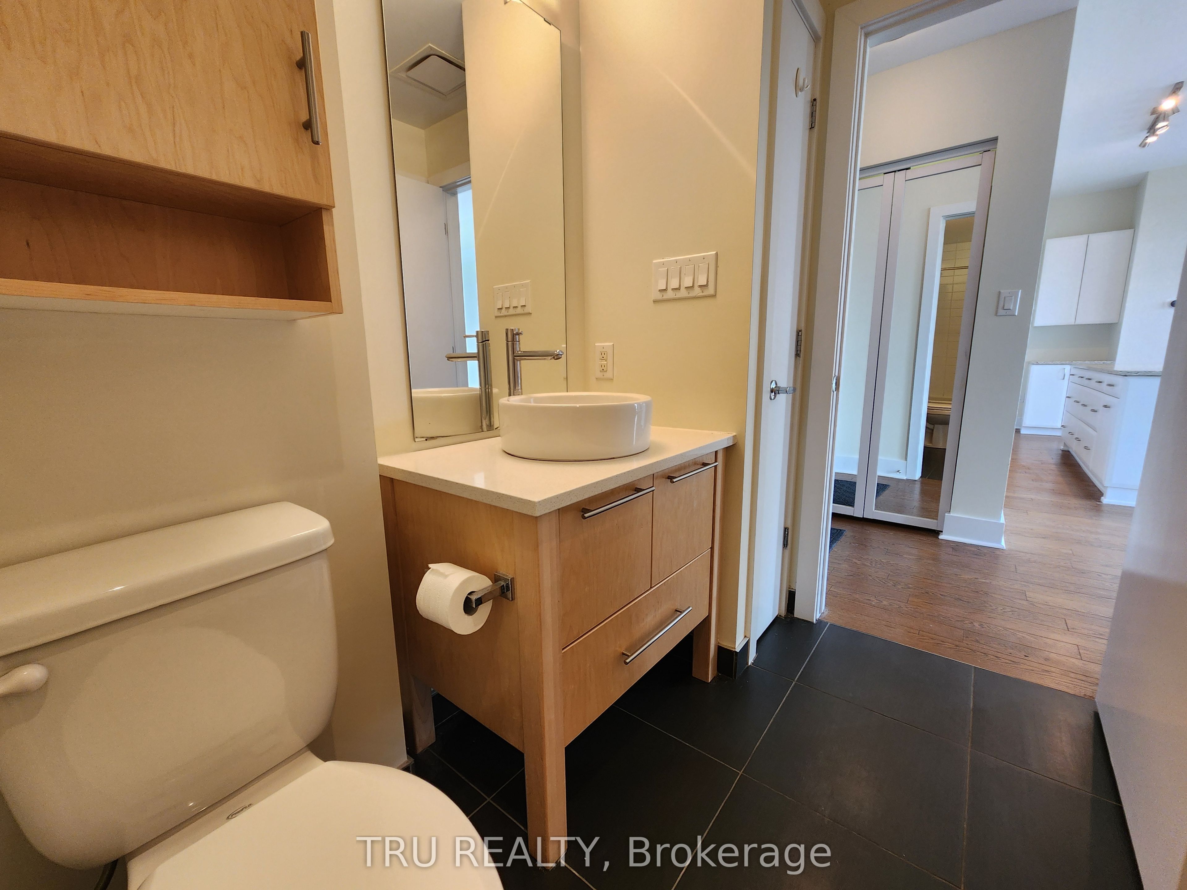 101 Richmond Road 609 Property Photo 5