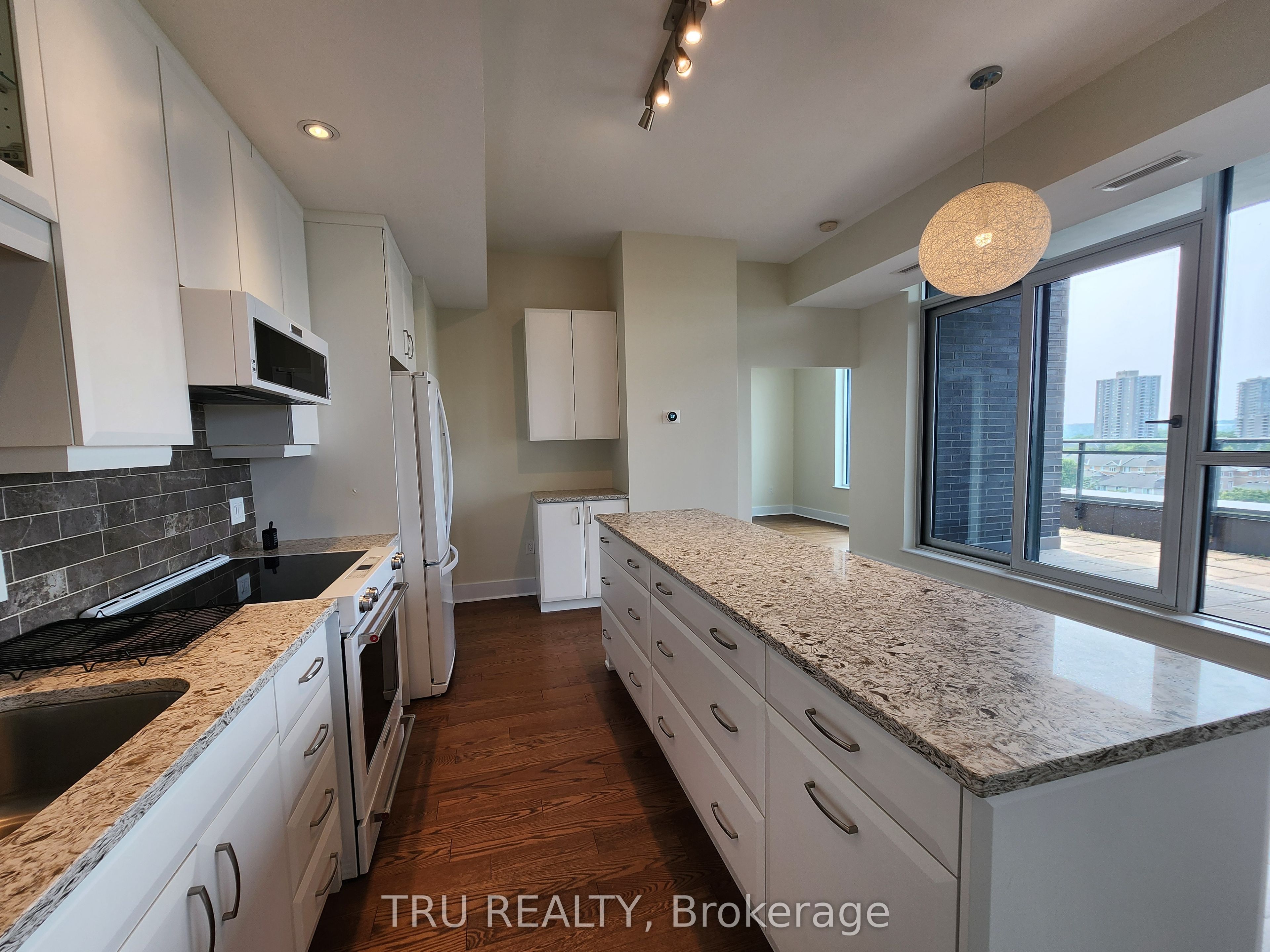 101 Richmond Road 609 Property Photo 10