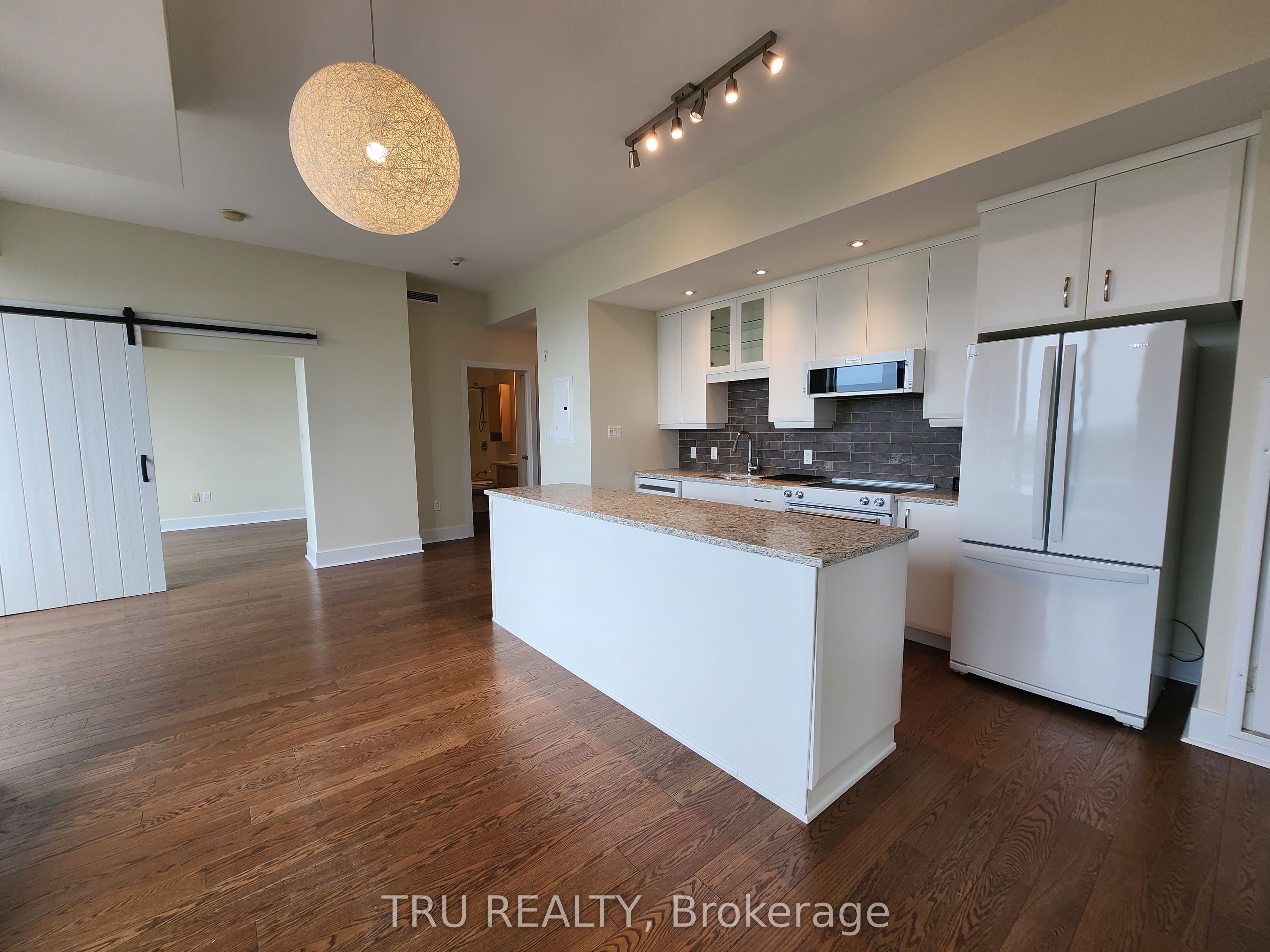 101 Richmond Road 609 Property Photo 11