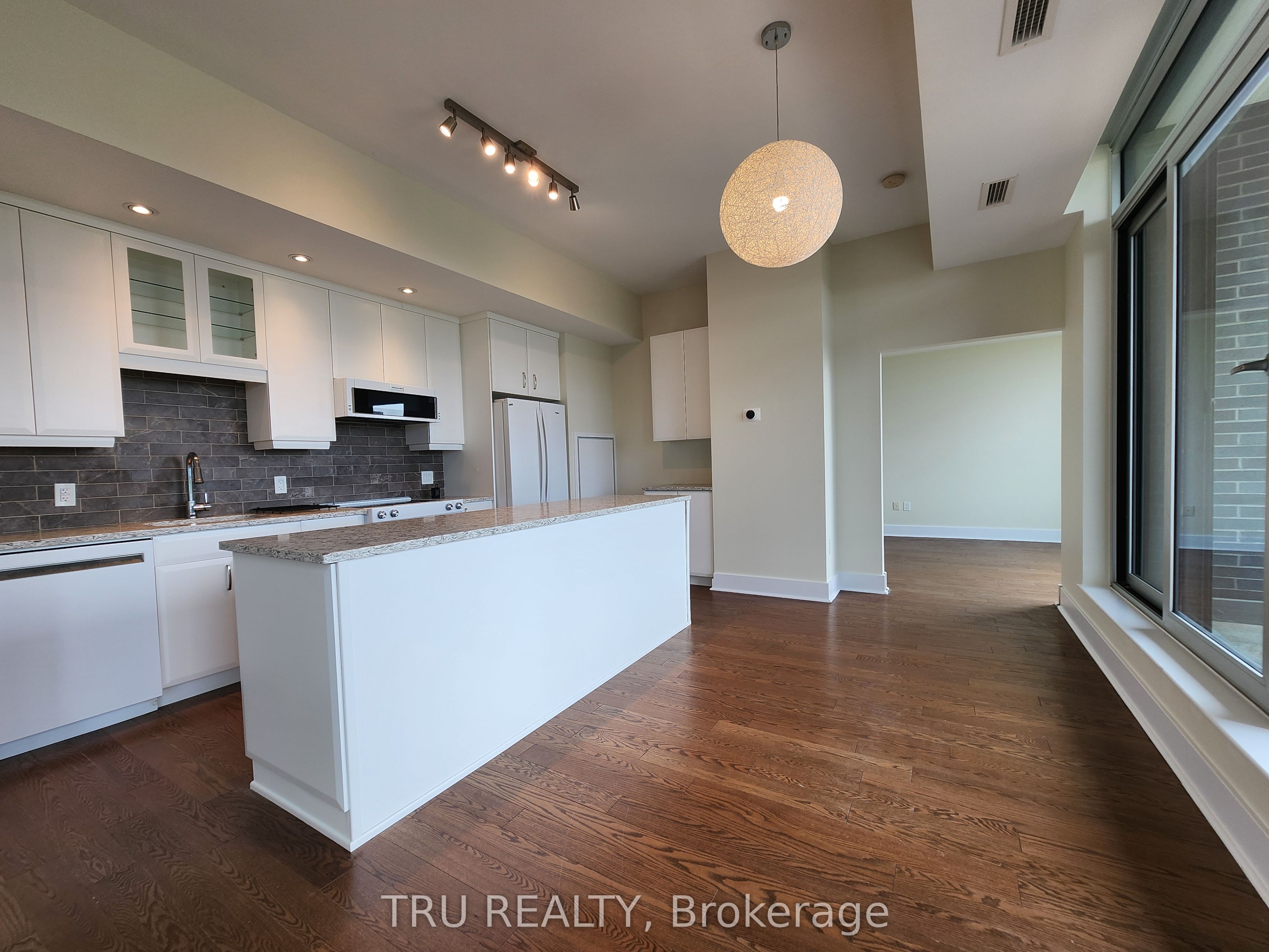 101 Richmond Road 609 Property Photo 22