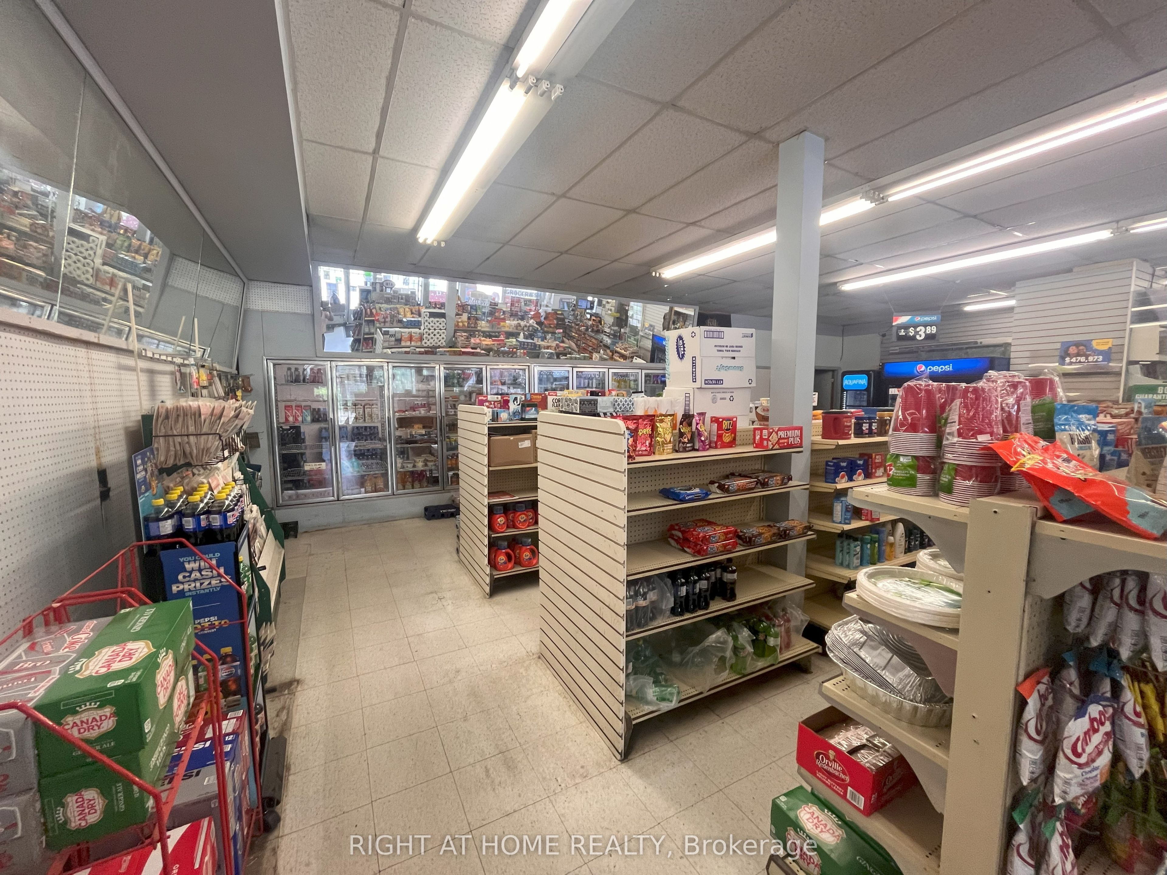 1781 Wavell Street Property Photo 6