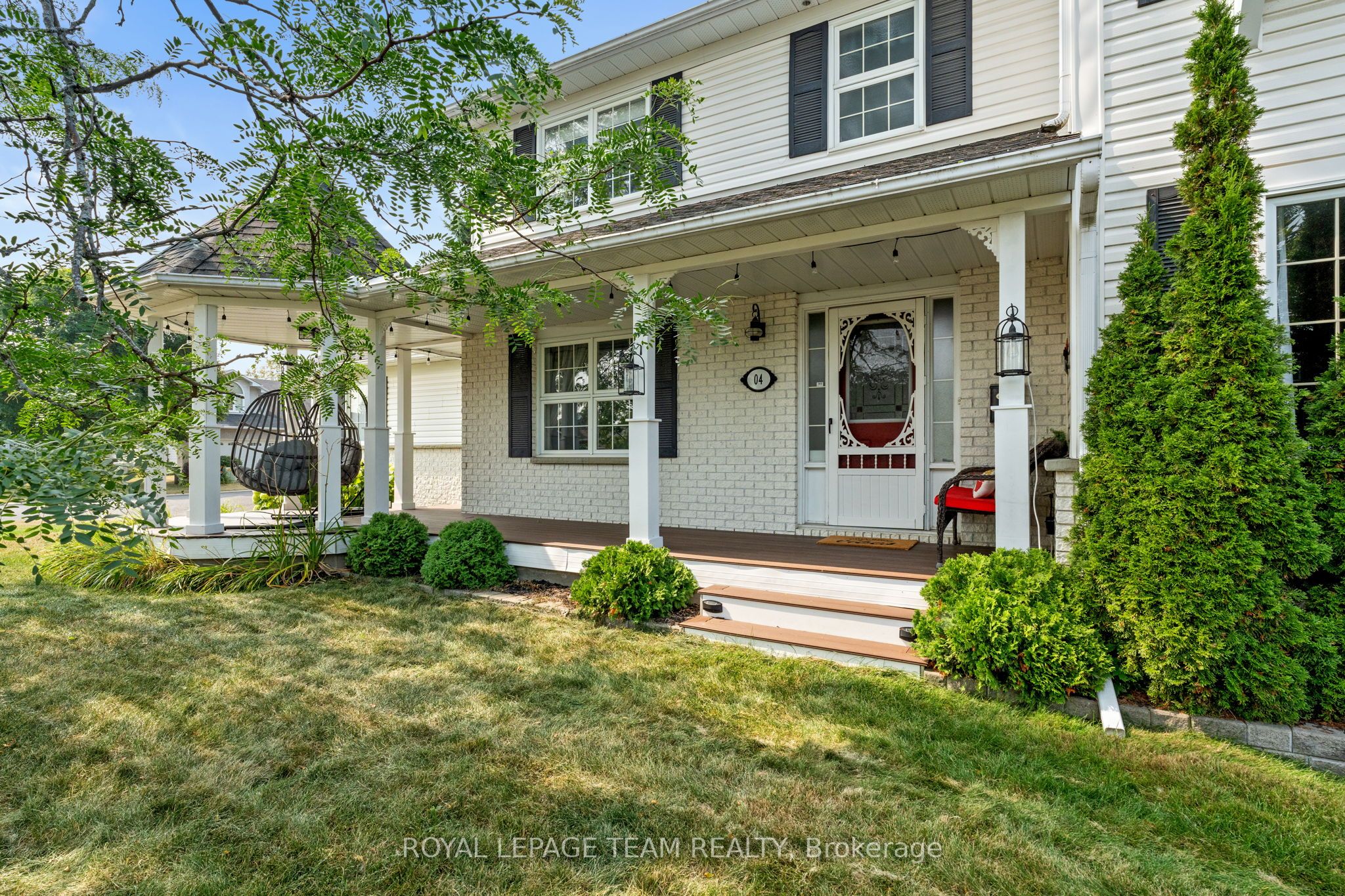 4 Candow Crescent Property Photo 1