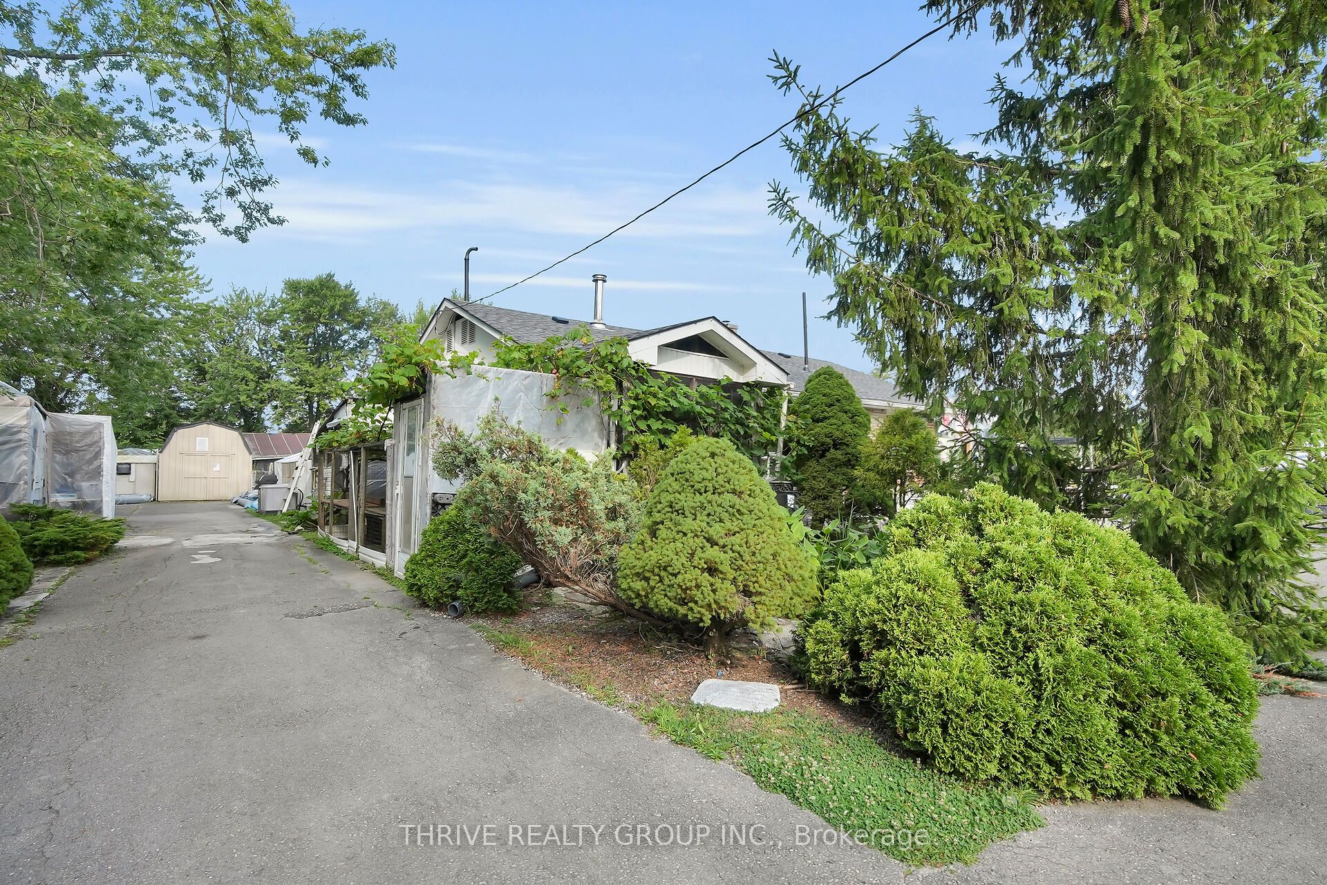 22049 Hyde Park Road Property Photo 18