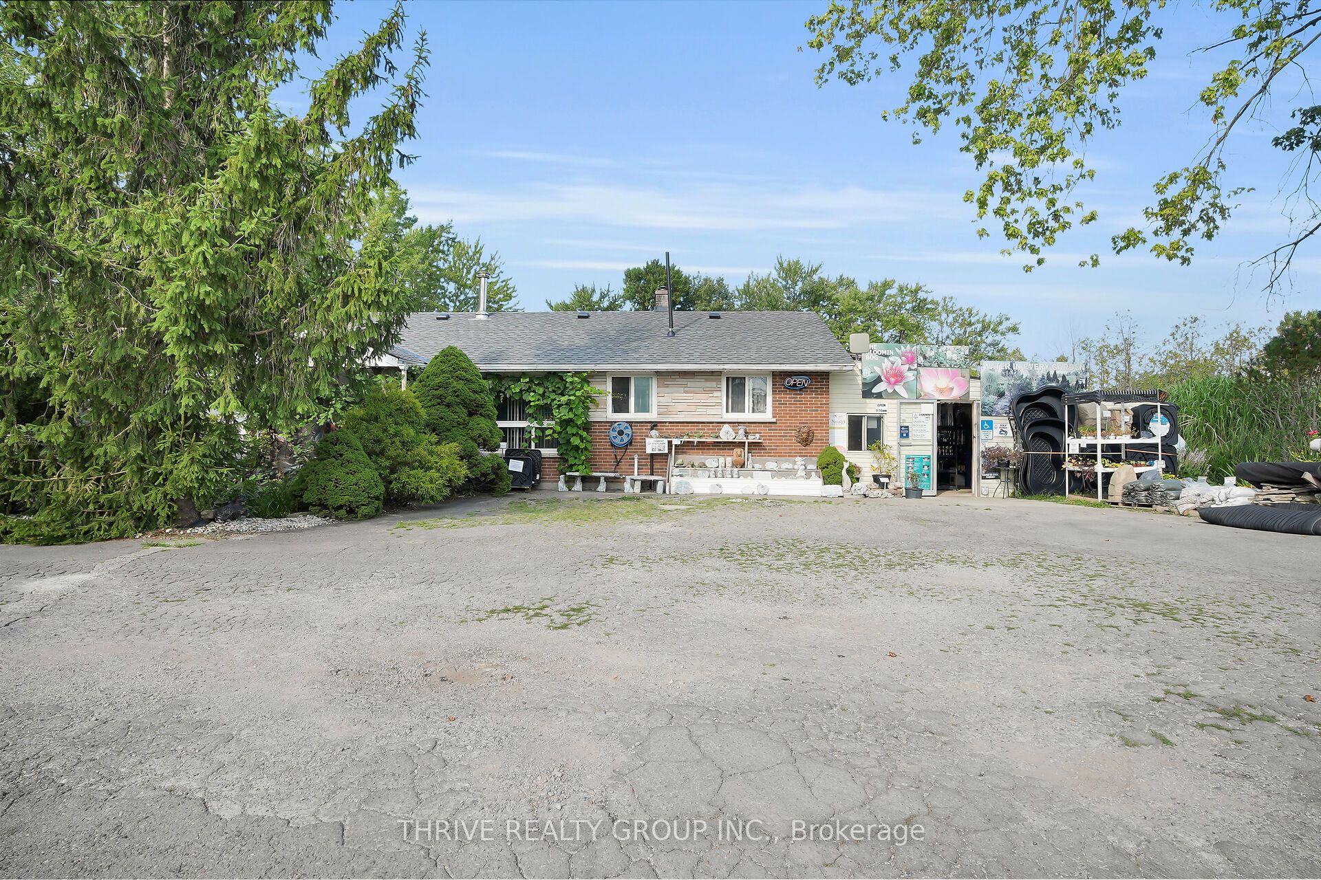 22049 Hyde Park Road Property Photo 33