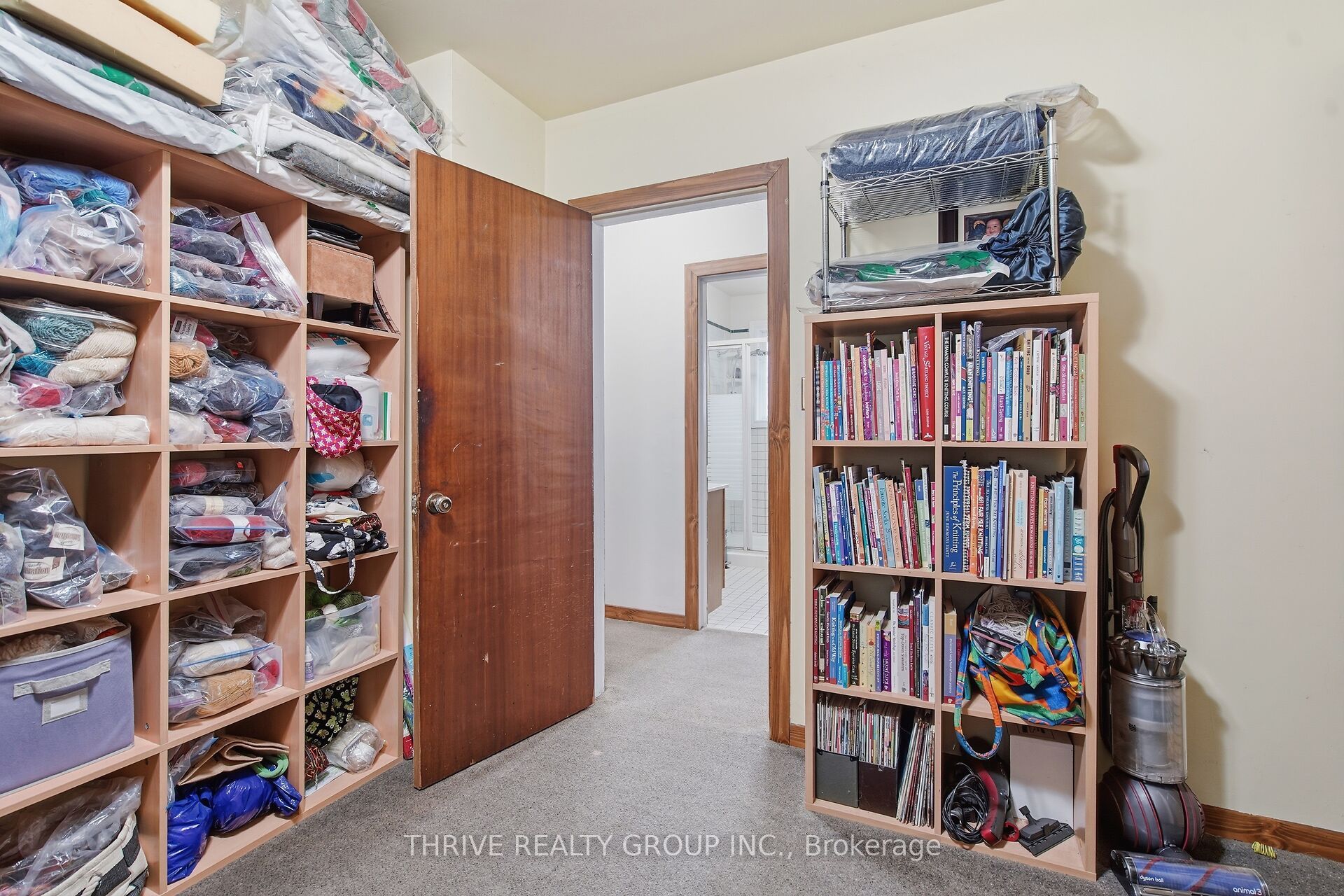 22049 Hyde Park Road Property Photo 45