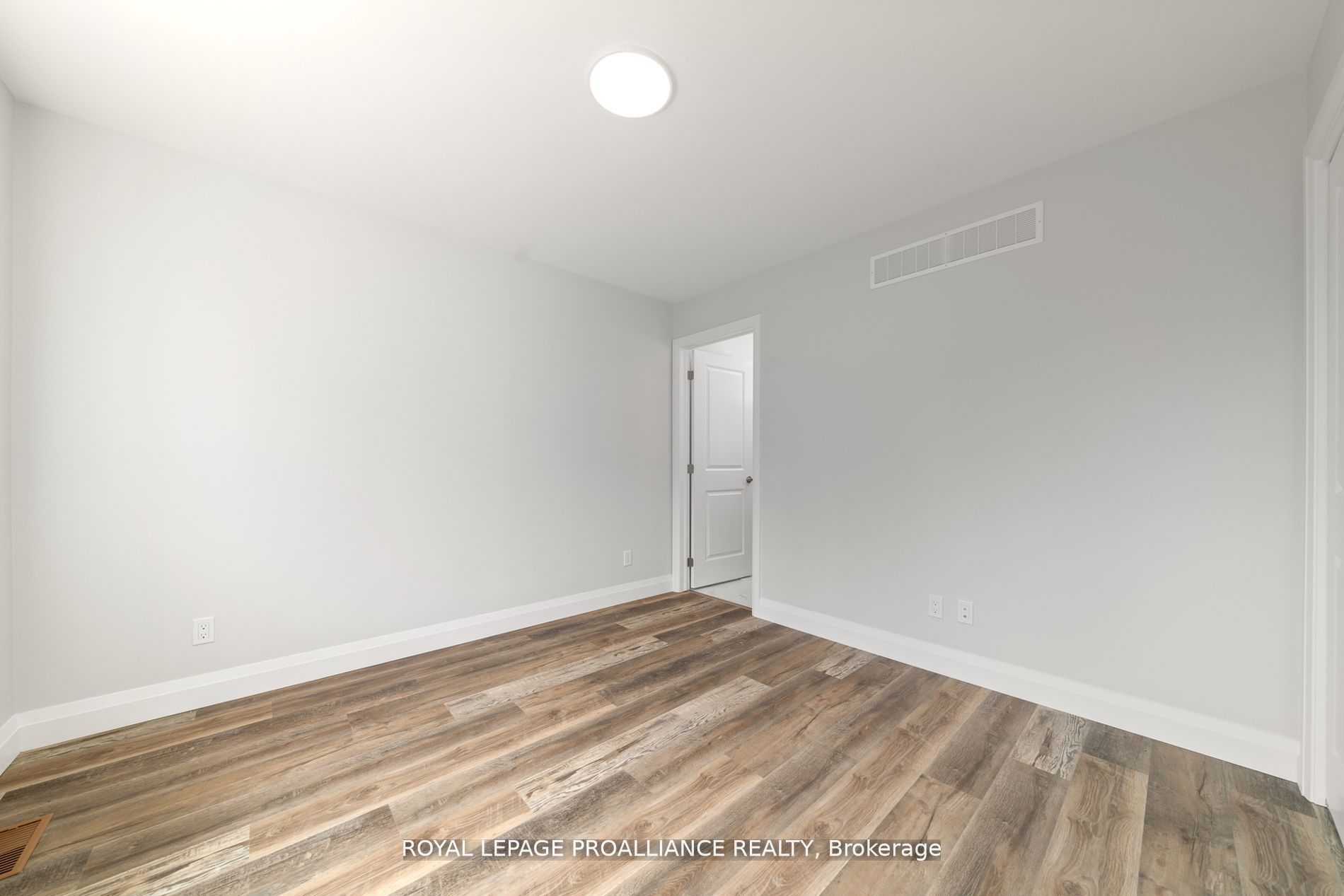 27 Clayton John Avenue Property Photo 14