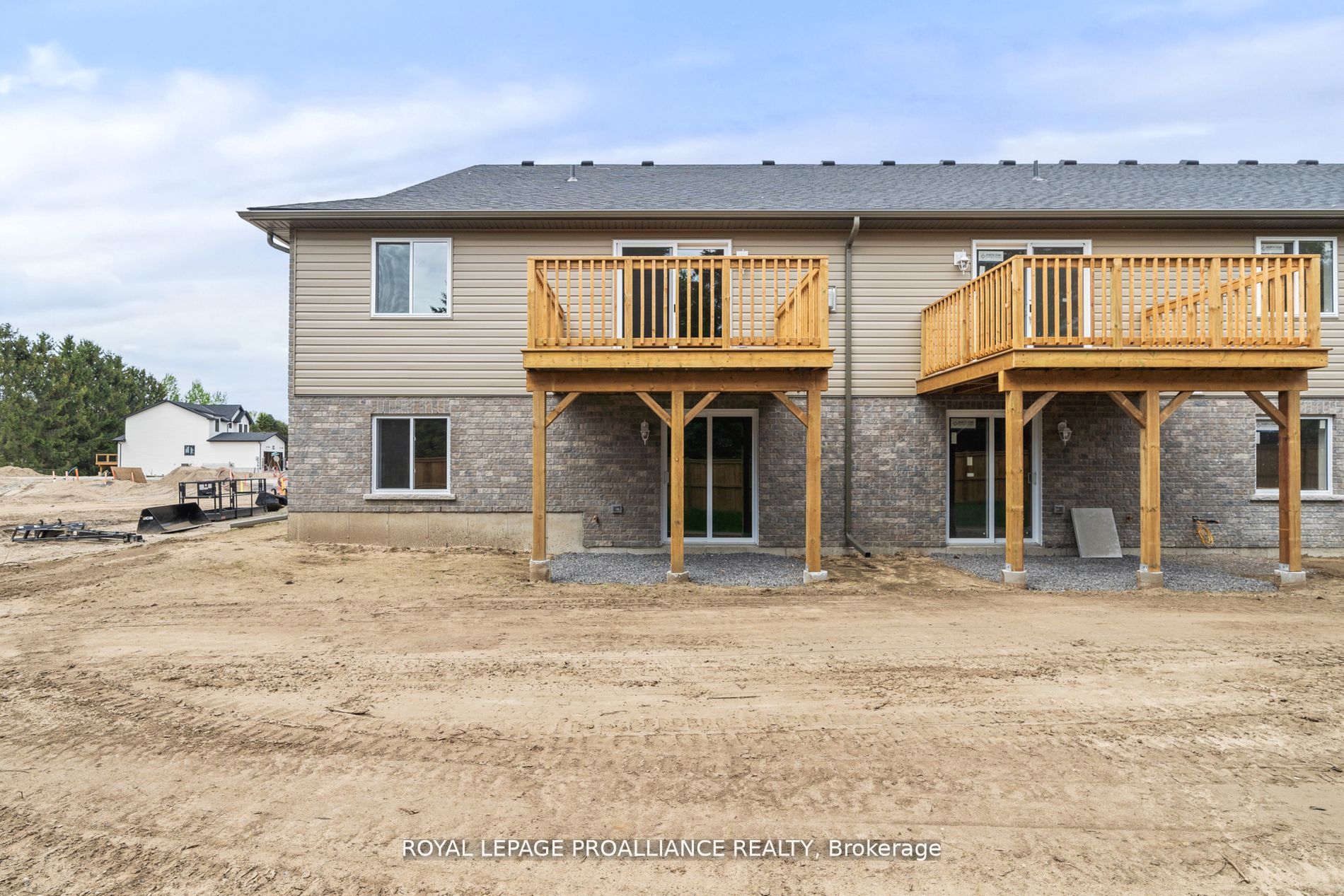 27 Clayton John Avenue Property Photo 28