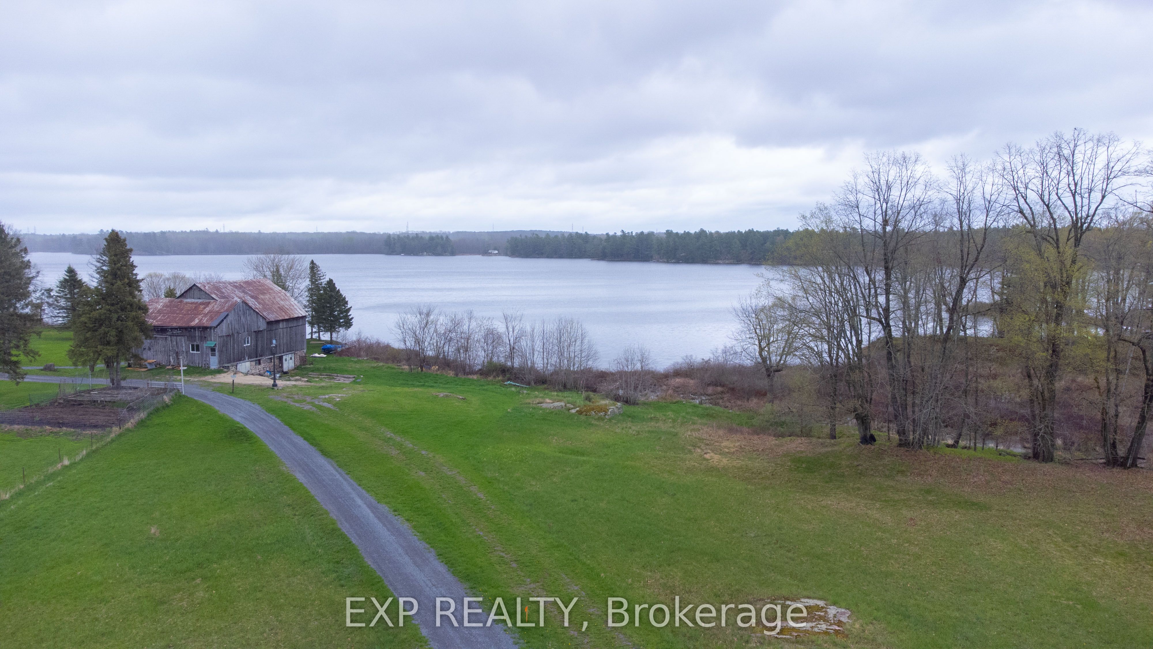 1127 Dalton Lane Property Photo 1