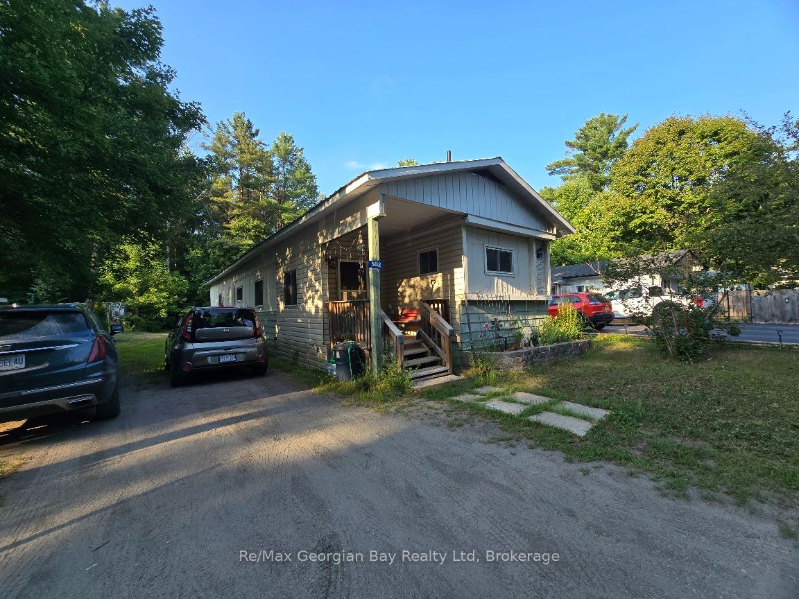 1713 Highway 11 S Property Photo 1
