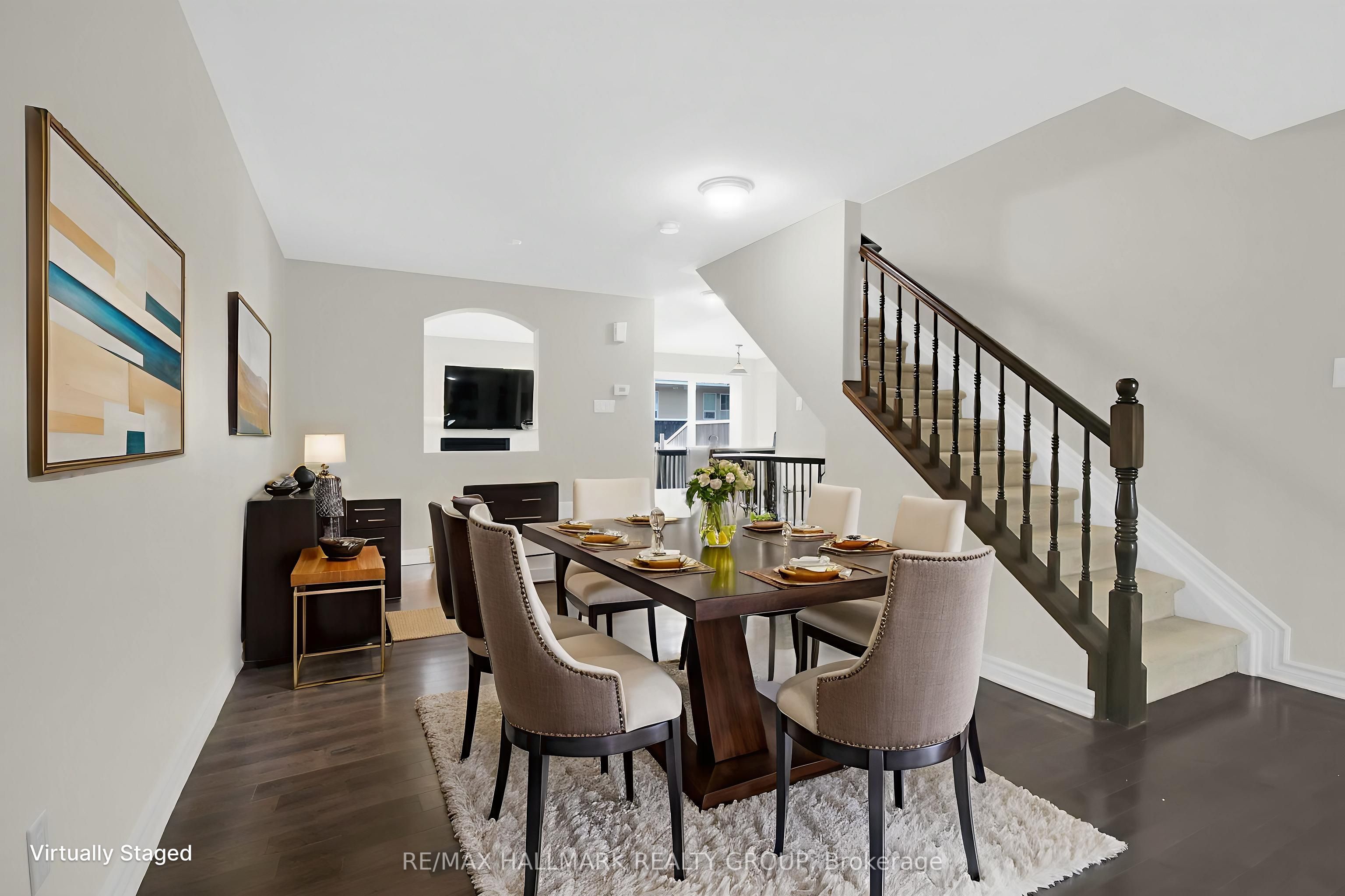 418 Temiskaming Crescent Property Photo 7