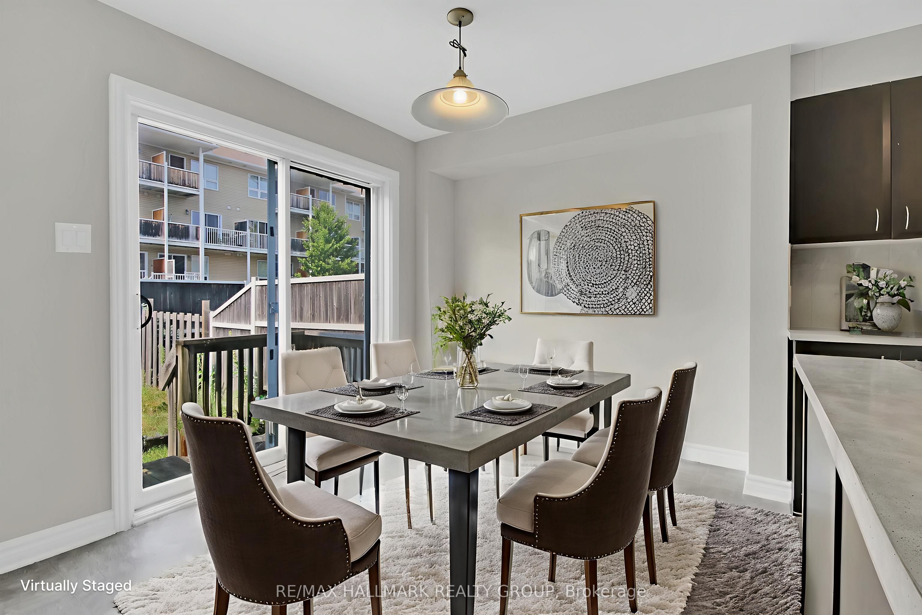 418 Temiskaming Crescent Property Photo 12