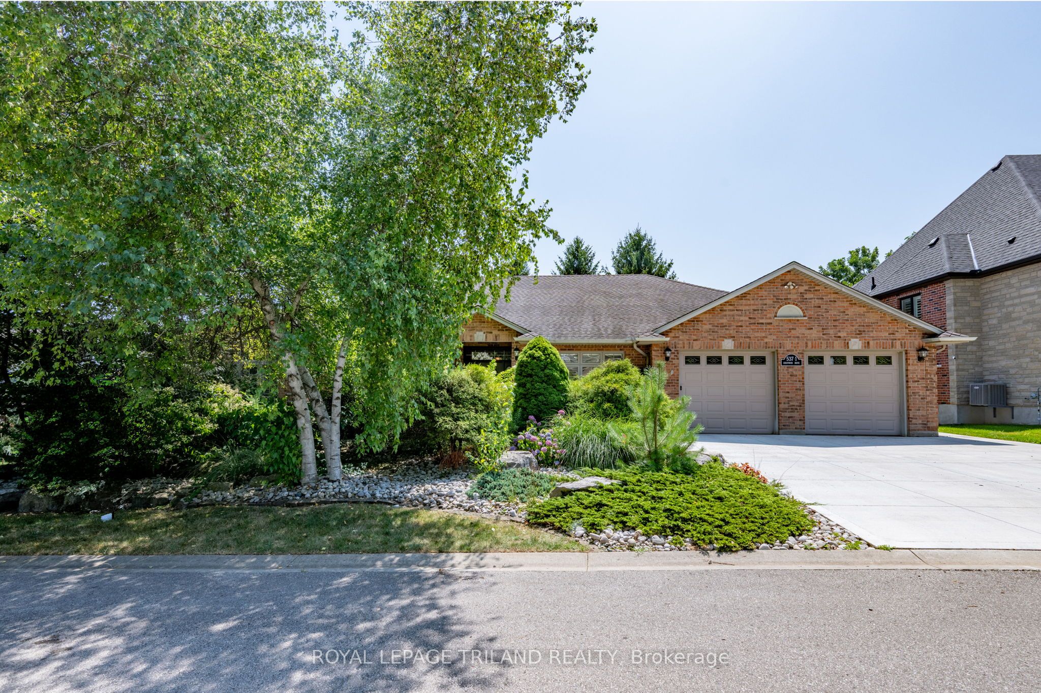 537 Crestwood Dr Property Photo 1