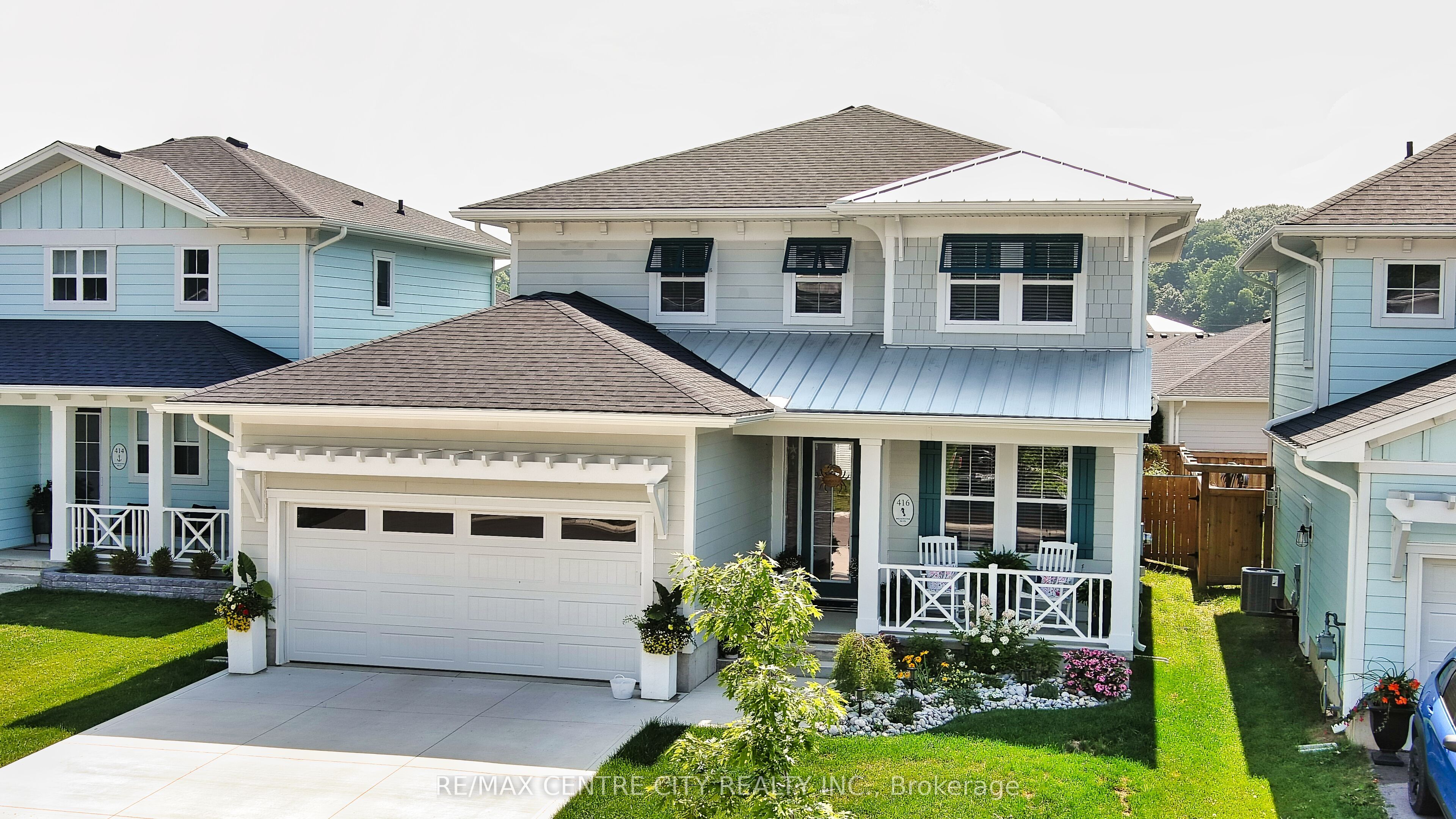 416 Breakwater Boulevard Property Photo 1