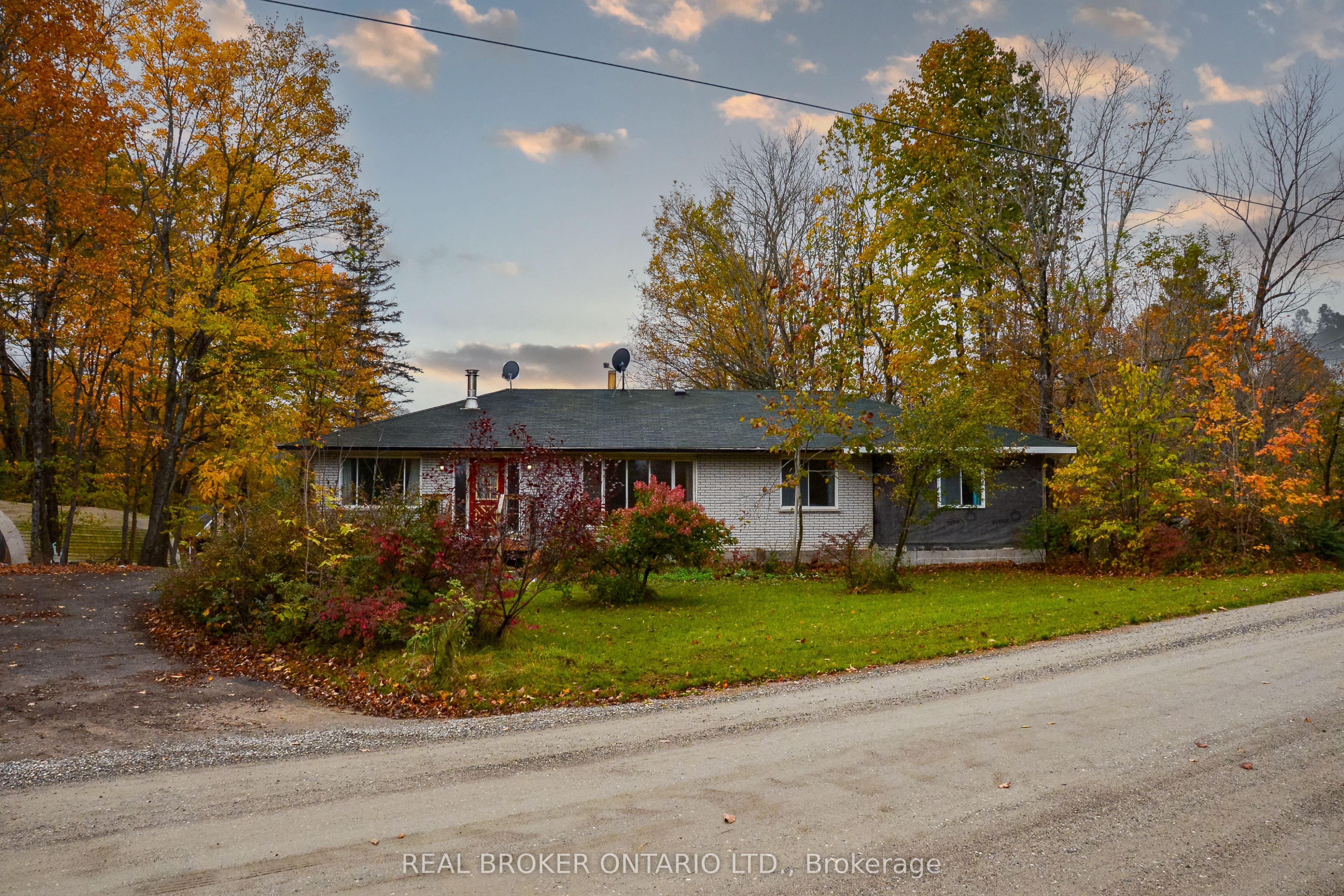 1361 Zealand Road Property Photo 1