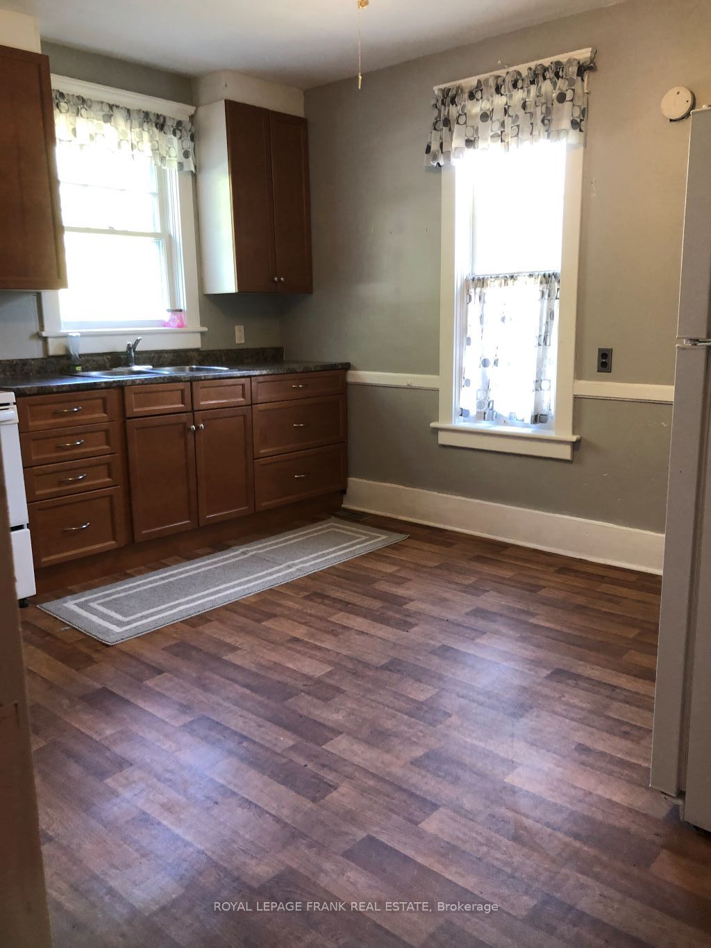 714 Chemong Road Property Photo 9