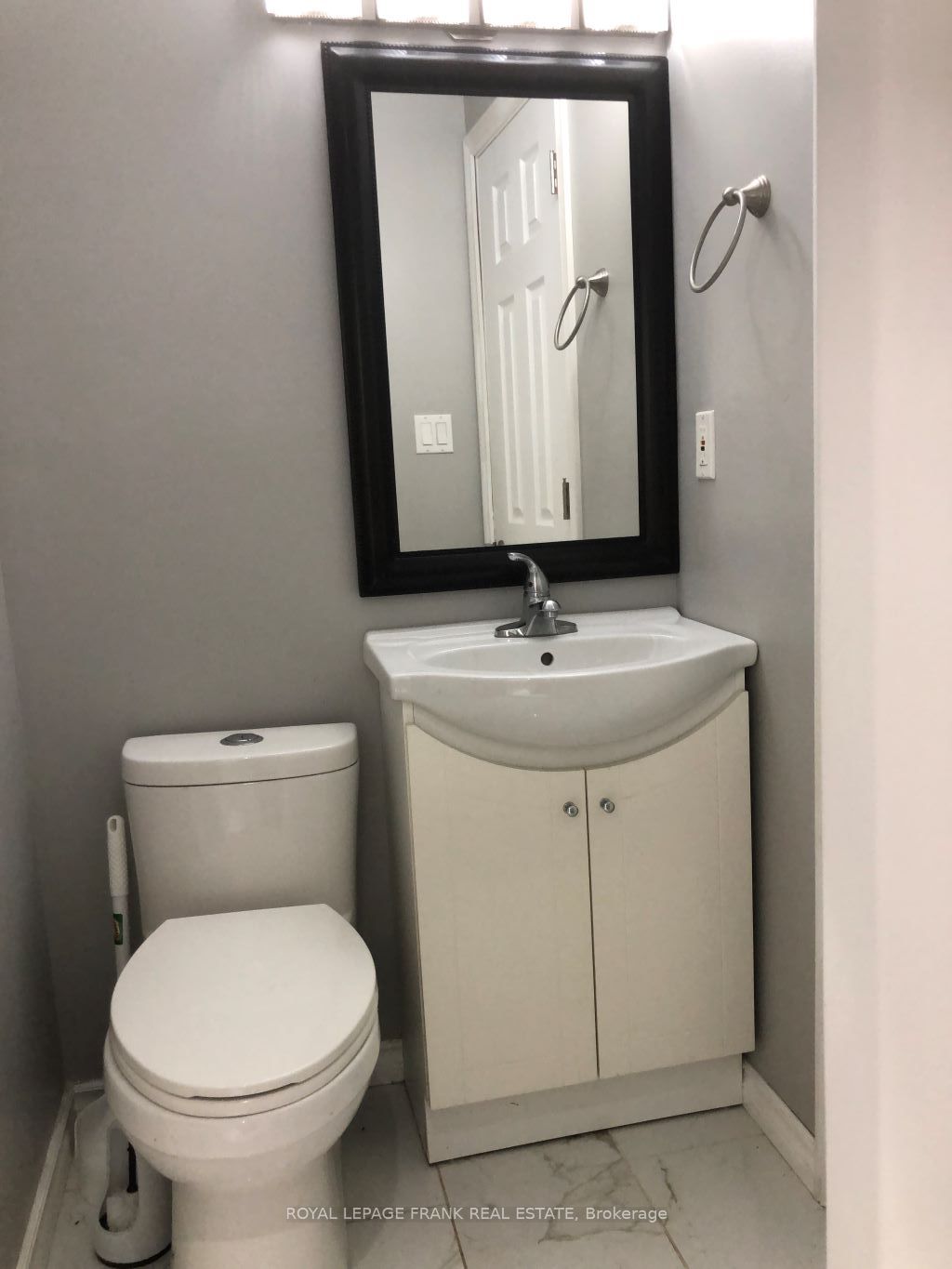 714 Chemong Road Property Photo 20