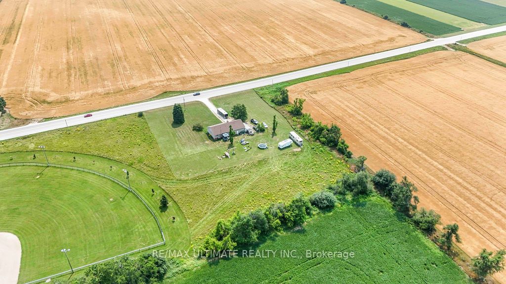 269615 Grey Road 9 Property Photo 1