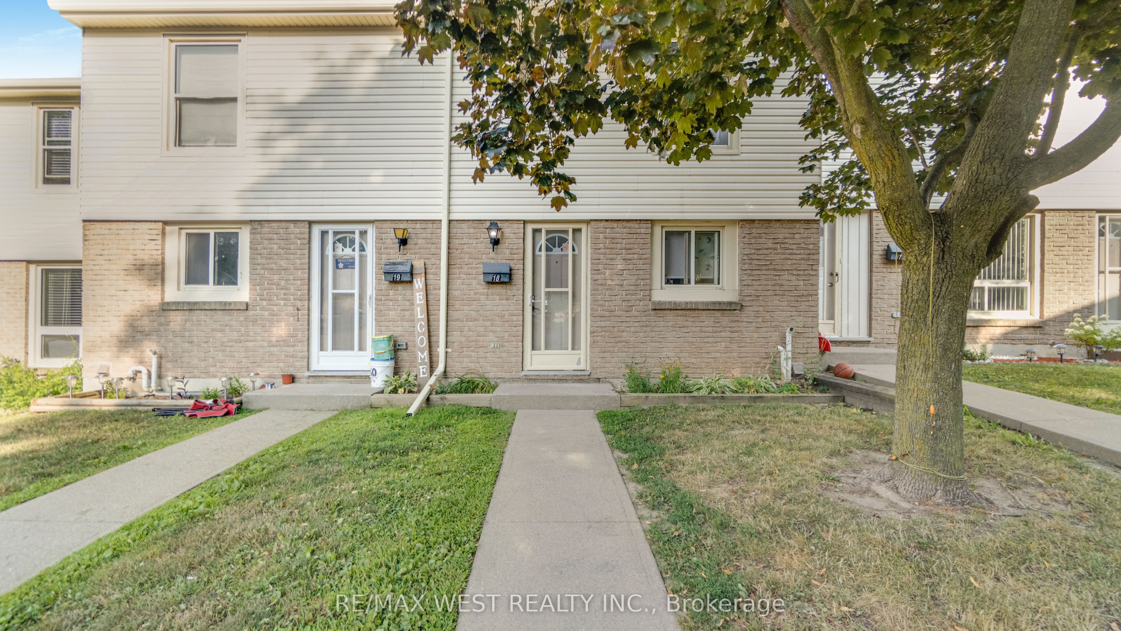 X12340195 Property Photo 1