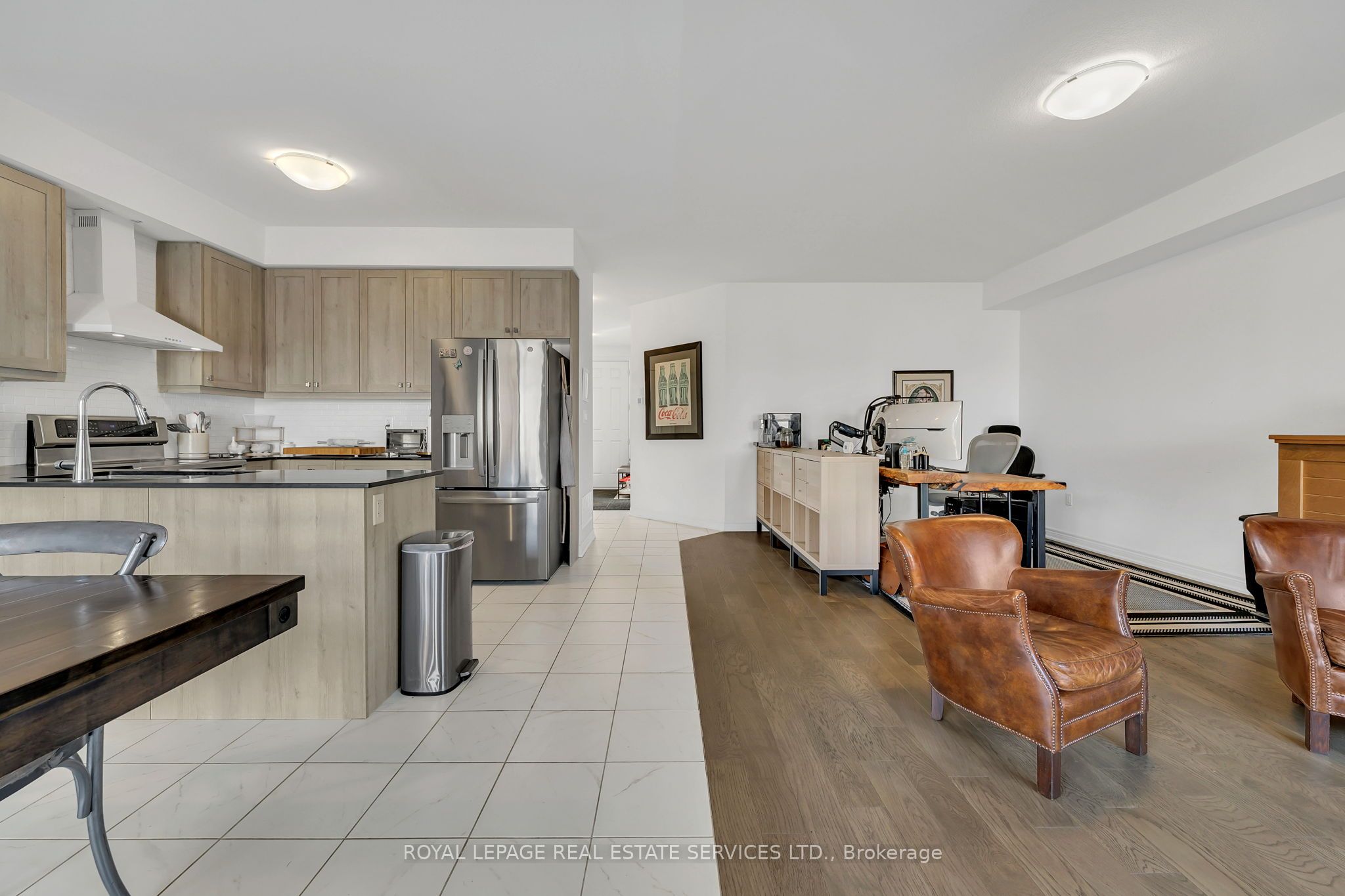 241 Longboat Run Property Photo 13