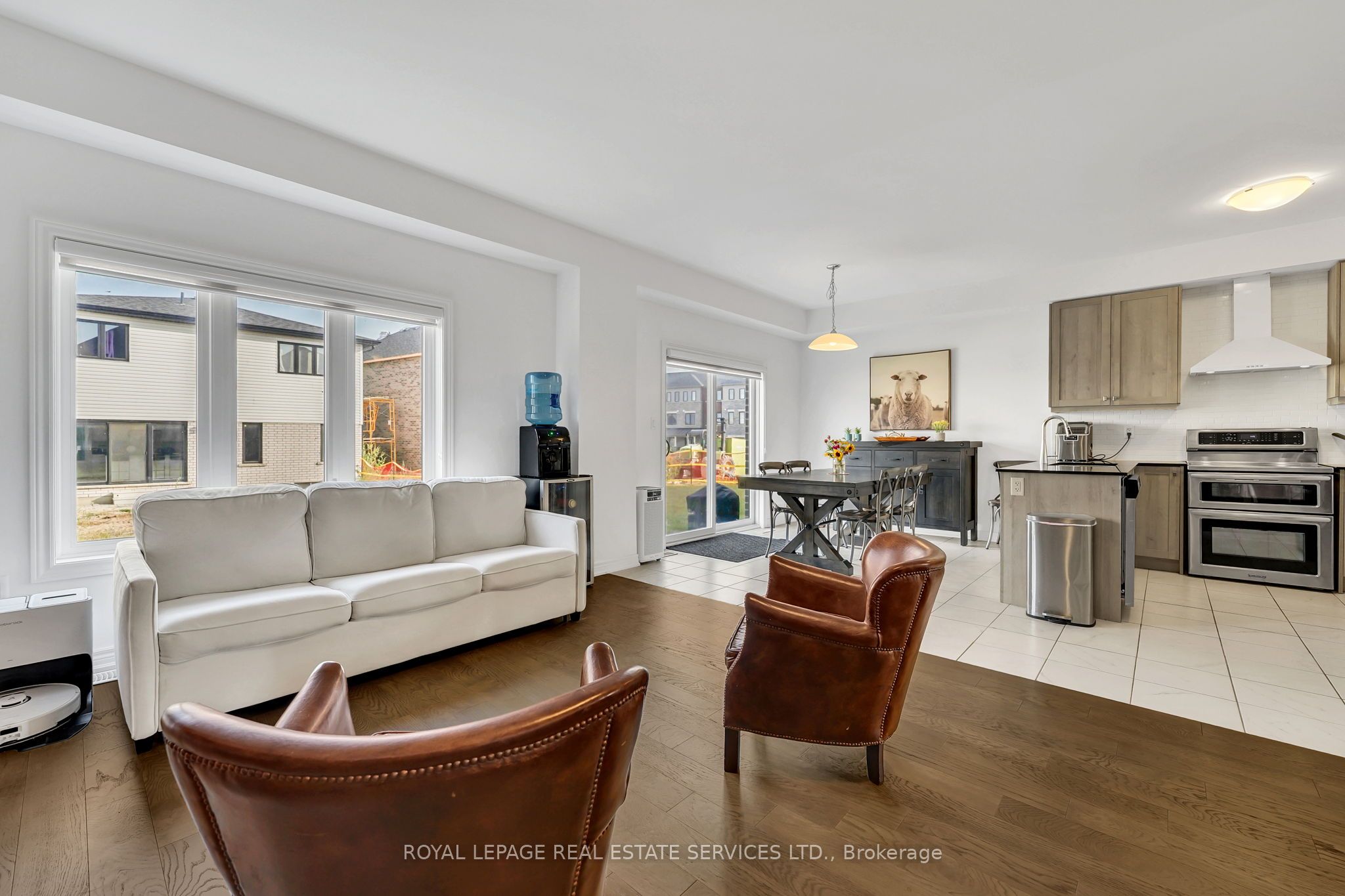 241 Longboat Run Property Photo 17